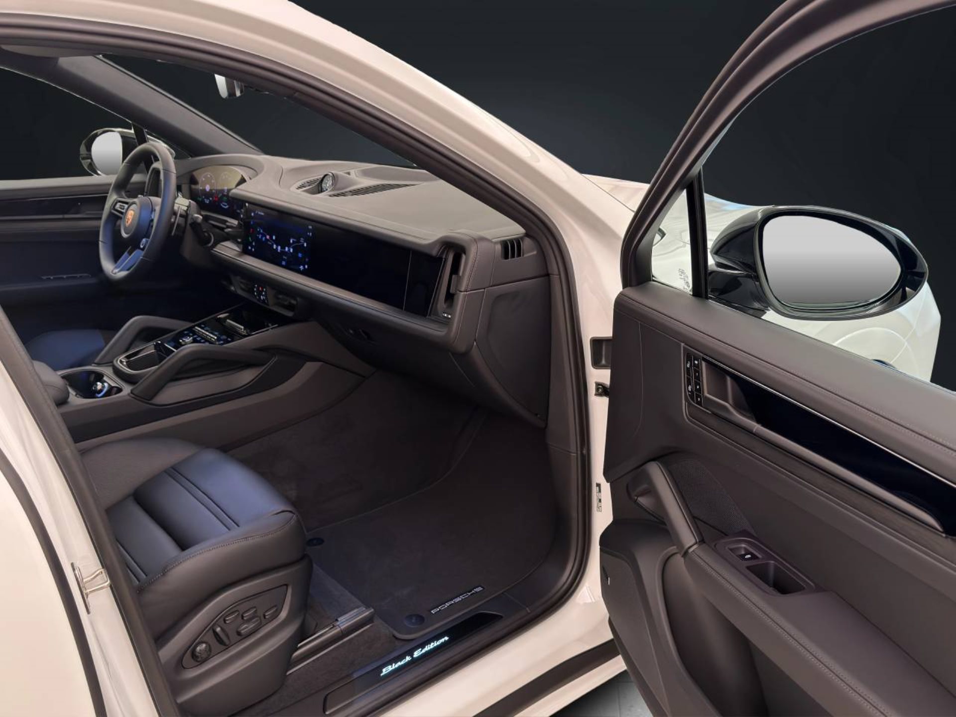 PORSCHE Cayenne S E-Hybrid Coupé Black Edition-image-18