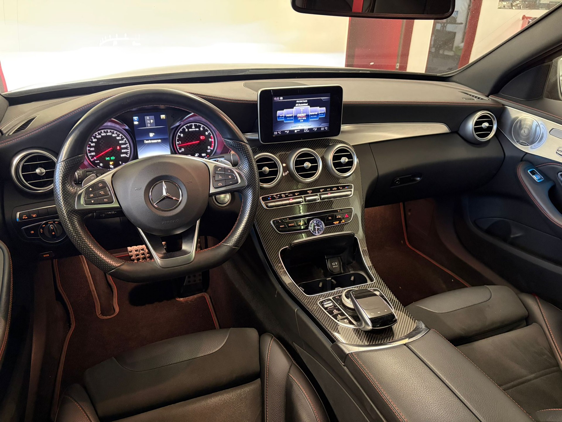 MERCEDES-BENZ C 43 AMG 4Matic 9G-Tronic-image-7