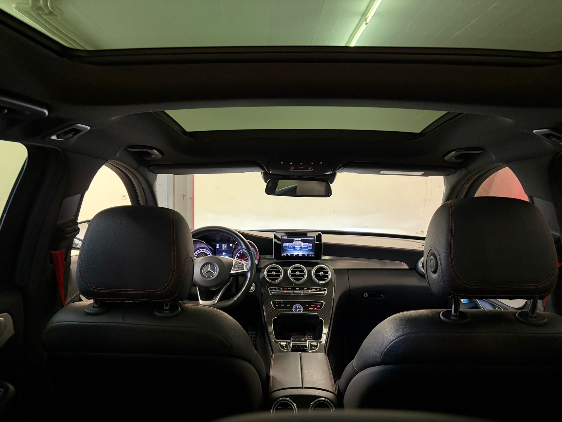MERCEDES-BENZ C 43 AMG 4Matic 9G-Tronic-image-8