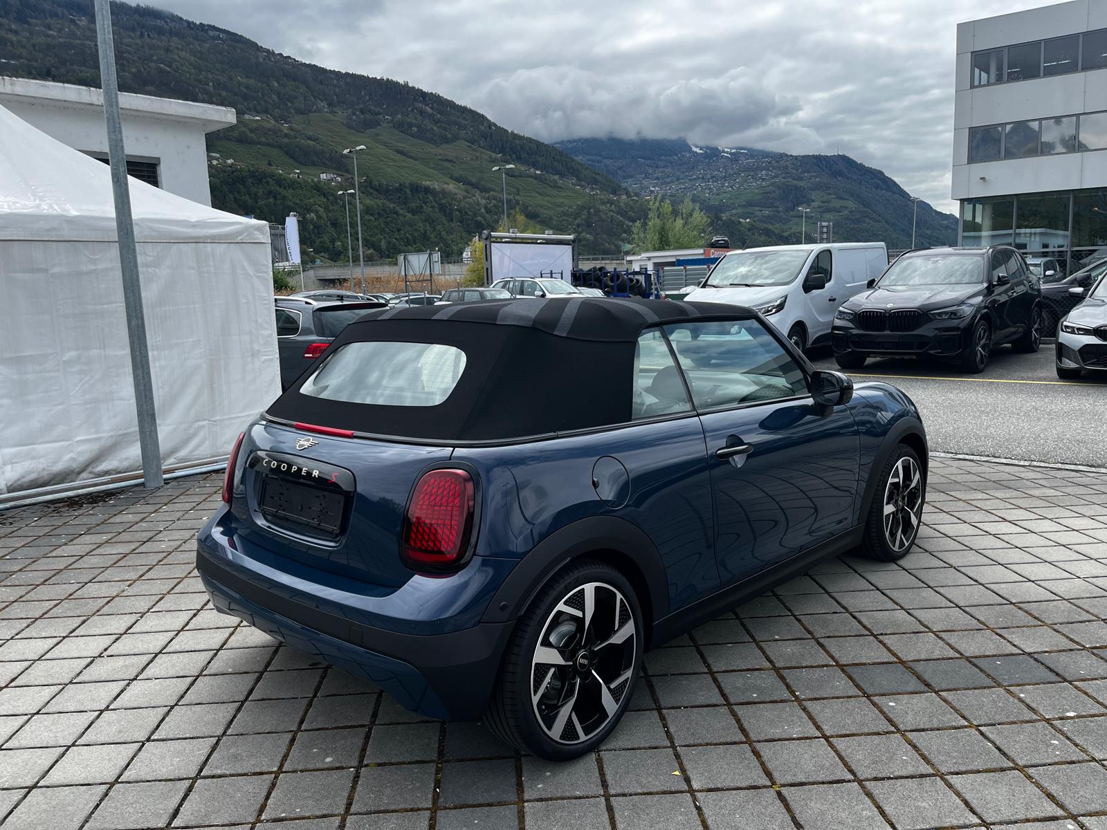 MINI Cooper S Cabriolet DKG-image-10