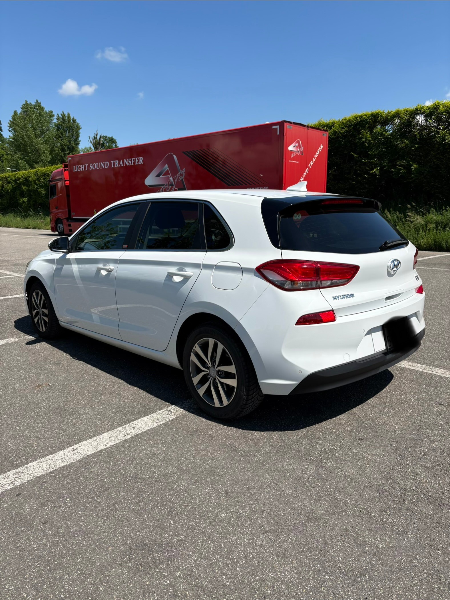 HYUNDAI 1.4 T-GDi Amplia-image-4