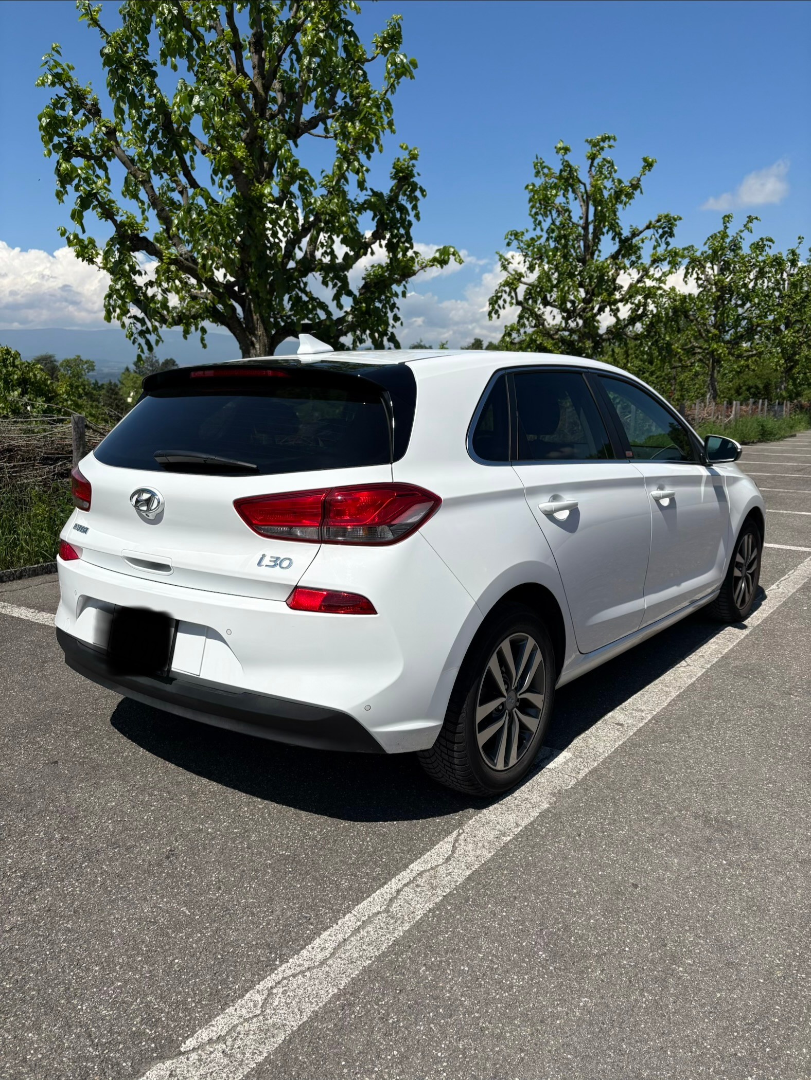 HYUNDAI 1.4 T-GDi Amplia-image-6