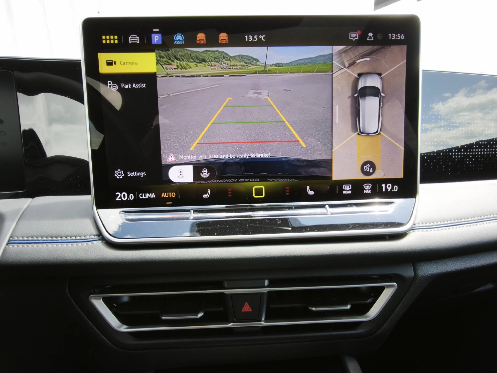 VW Tiguan 2.0 TSI R-Line DSG 4motion-image-14