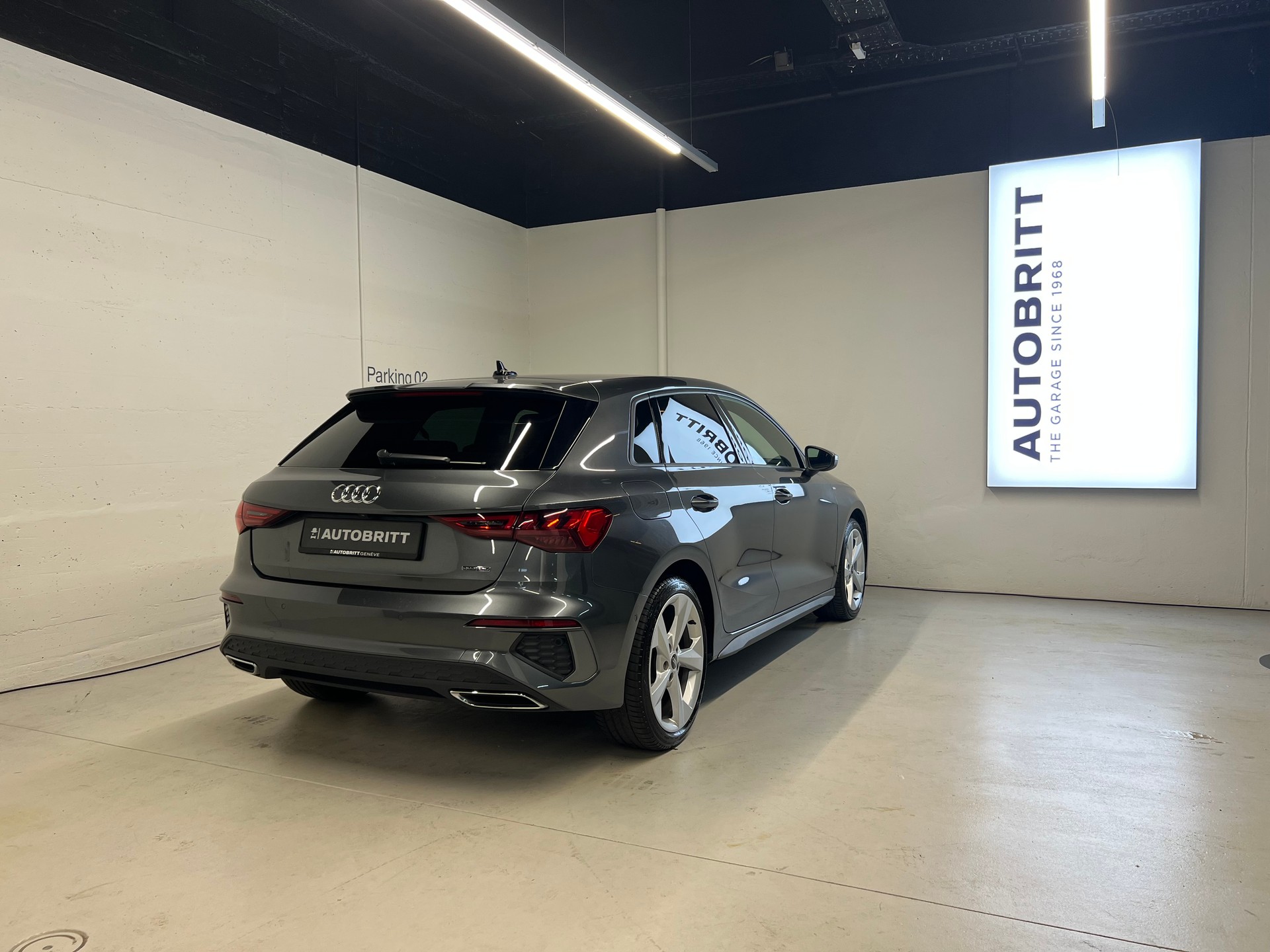 AUDI A3 Sportback 2.0 40 TFSI S Line quattro S-Tronic-image-1