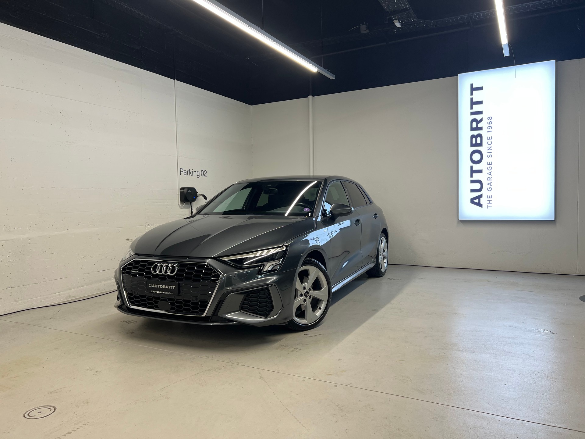 AUDI A3 Sportback 2.0 40 TFSI S Line quattro S-Tronic-image-0