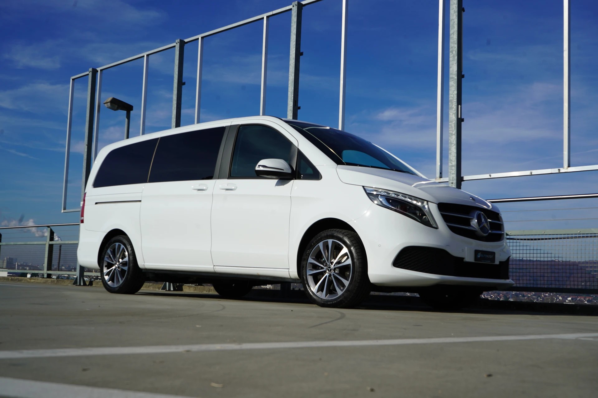 MERCEDES-BENZ V 250 d LANG TREND SPORT 4MATIC 9G-TRONIC l 190 PS-image-8