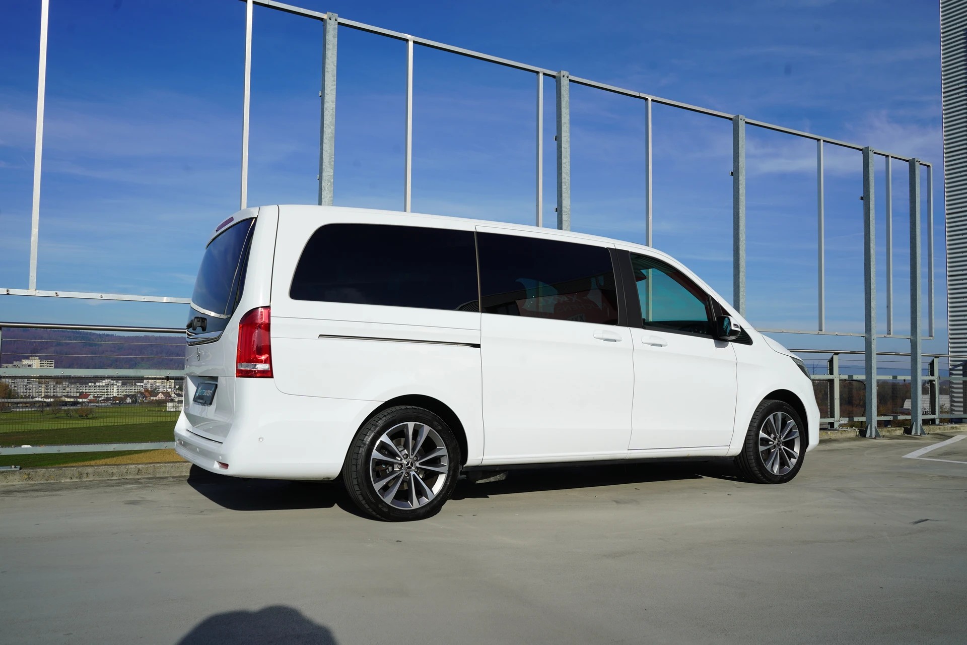 MERCEDES-BENZ V 250 d LANG TREND SPORT 4MATIC 9G-TRONIC l 190 PS-image-7