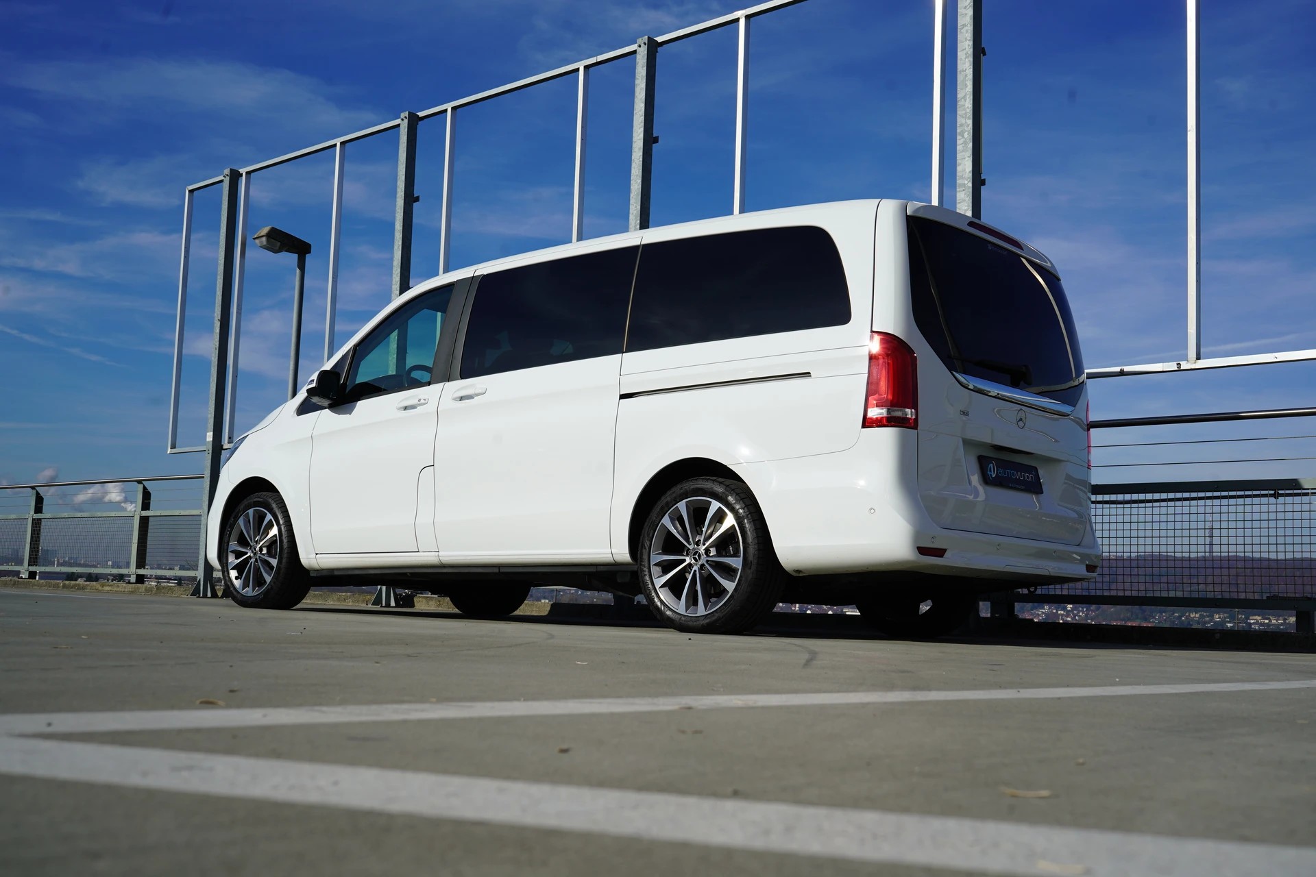 MERCEDES-BENZ V 250 d LANG TREND SPORT 4MATIC 9G-TRONIC l 190 PS-image-11