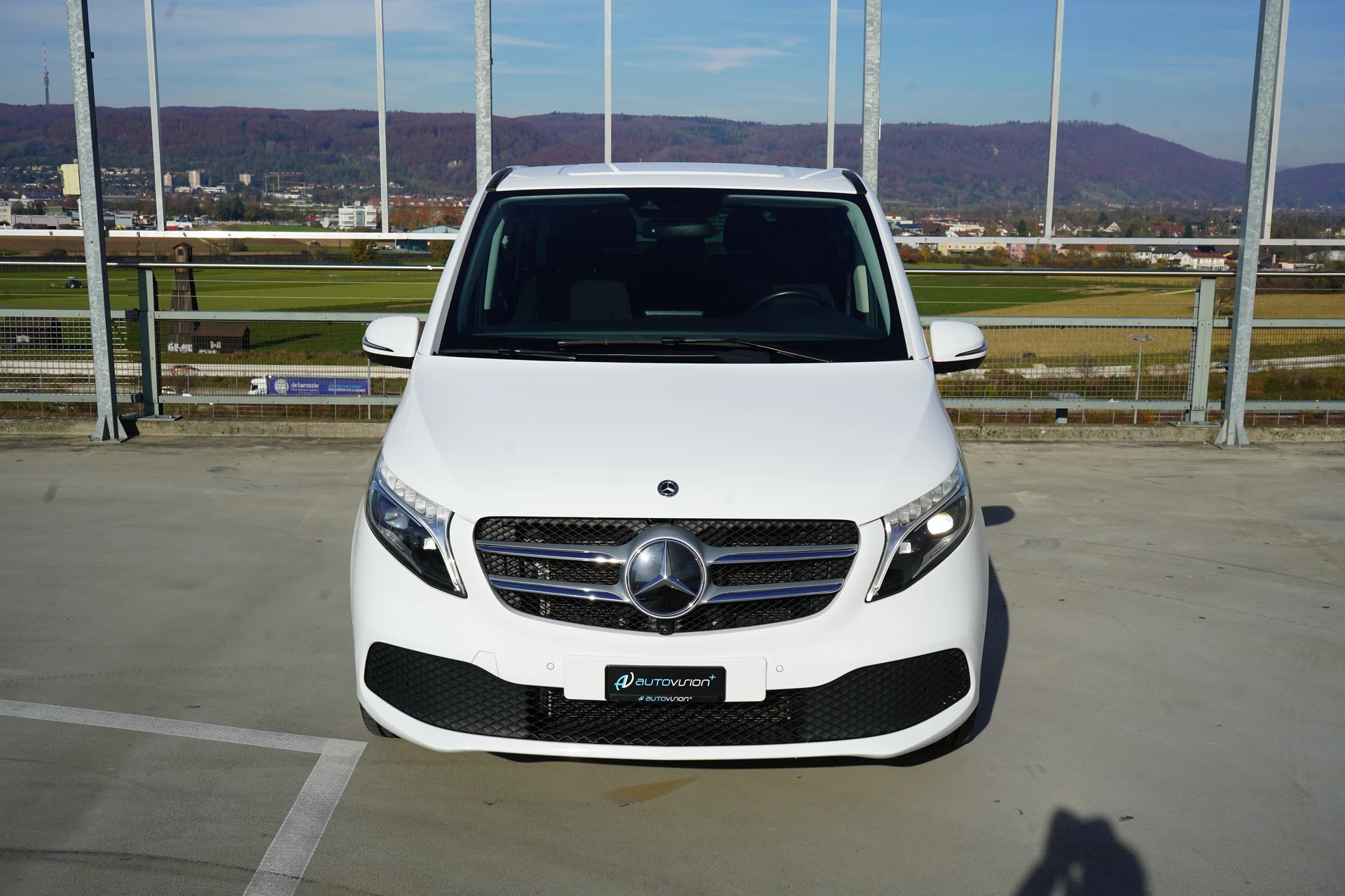 MERCEDES-BENZ V 250 d LANG TREND SPORT 4MATIC 9G-TRONIC l 190 PS-image-14