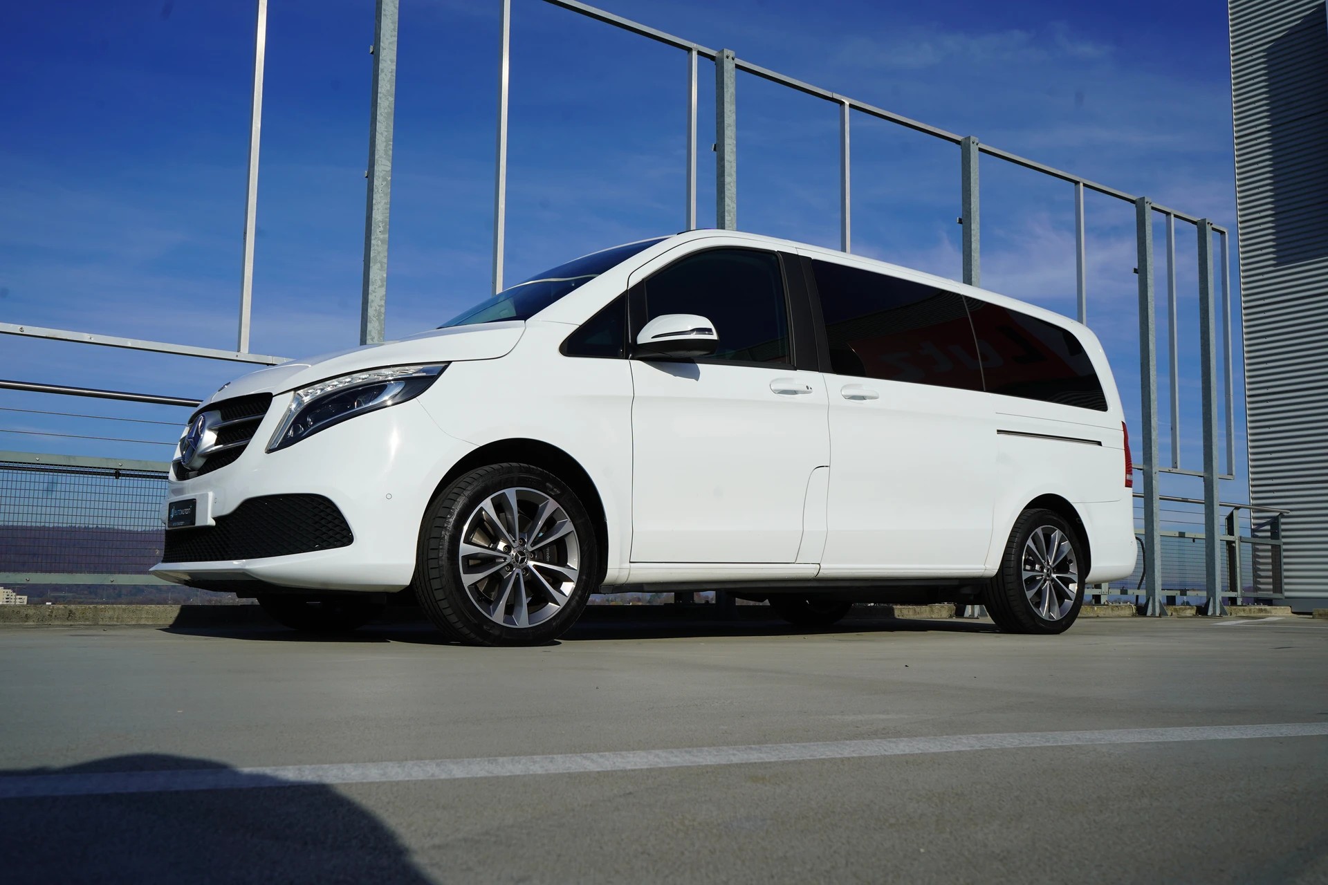 MERCEDES-BENZ V 250 d LANG TREND SPORT 4MATIC 9G-TRONIC l 190 PS-image-12