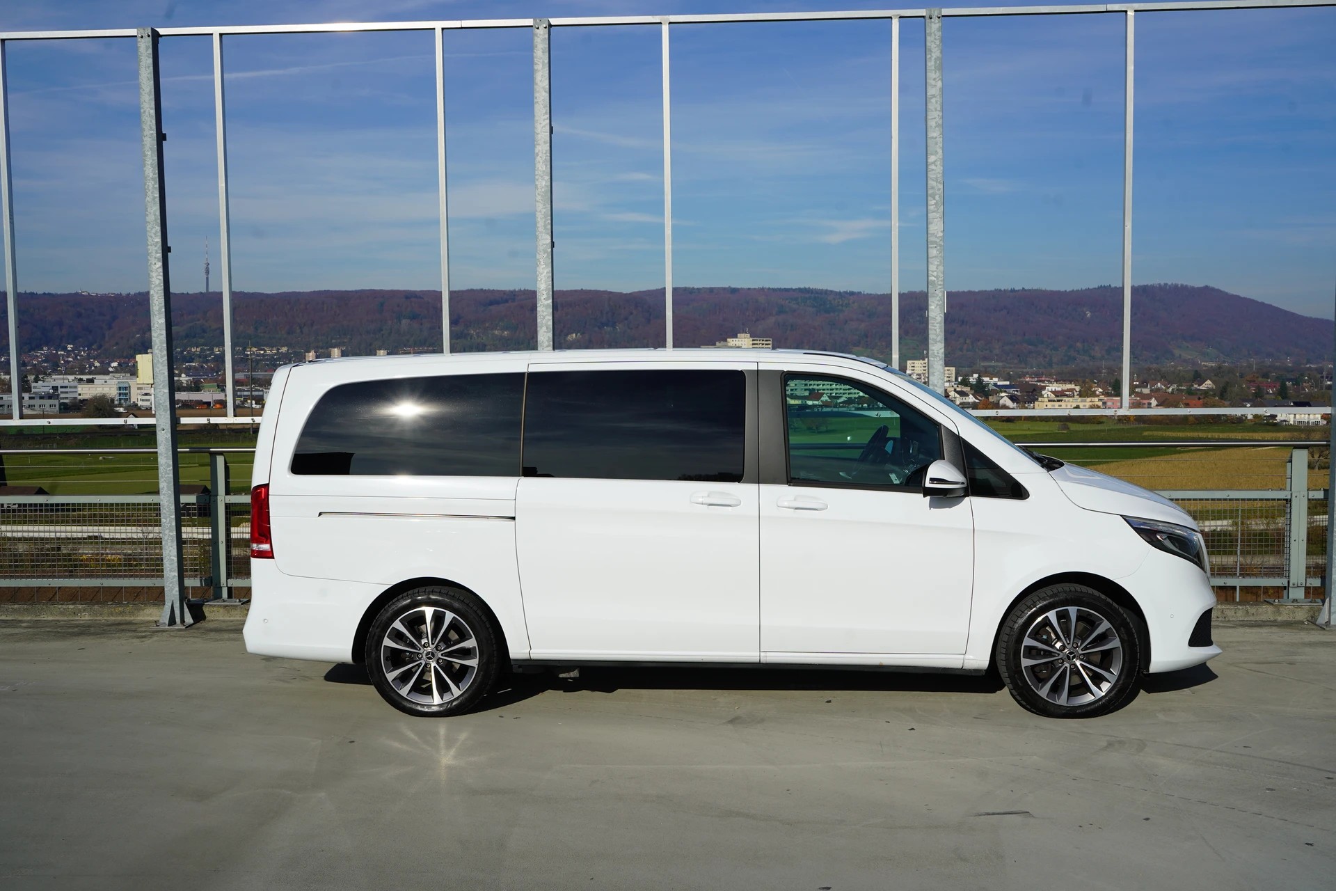 MERCEDES-BENZ V 250 d LANG TREND SPORT 4MATIC 9G-TRONIC l 190 PS-image-4