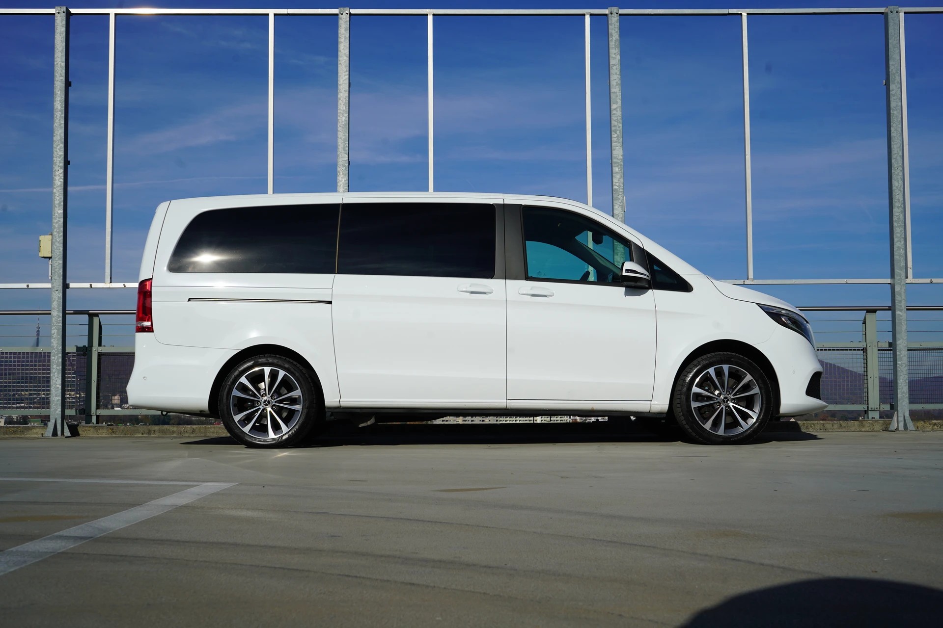 MERCEDES-BENZ V 250 d LANG TREND SPORT 4MATIC 9G-TRONIC l 190 PS-showroom-element-2