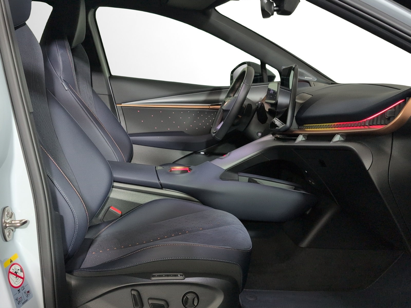 CUPRA Tavascan Type 9 77 kWh VZ Adrenaline-image-6