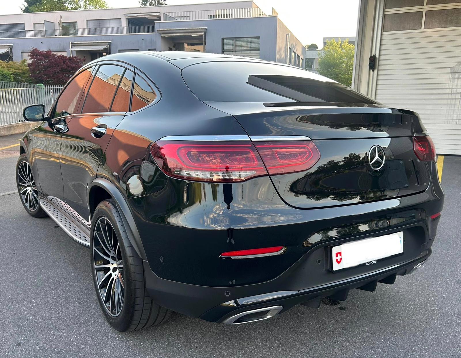 MERCEDES-BENZ GLC Coupé 220d AMG Line ***STERNENHIMMEL***LEASING MÖGLICH 3.99% ZINS-image-0