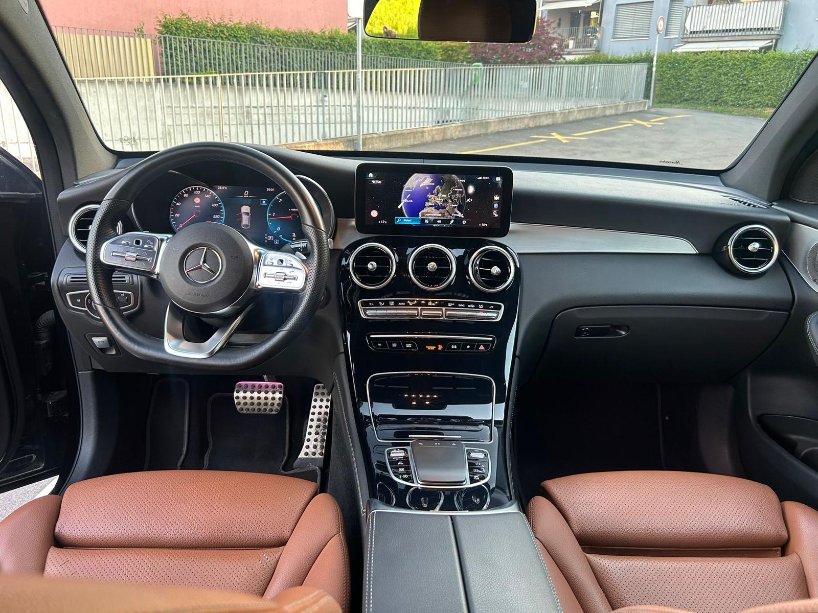 MERCEDES-BENZ GLC Coupé 220d AMG Line ***STERNENHIMMEL***LEASING MÖGLICH 3.99% ZINS-image-5