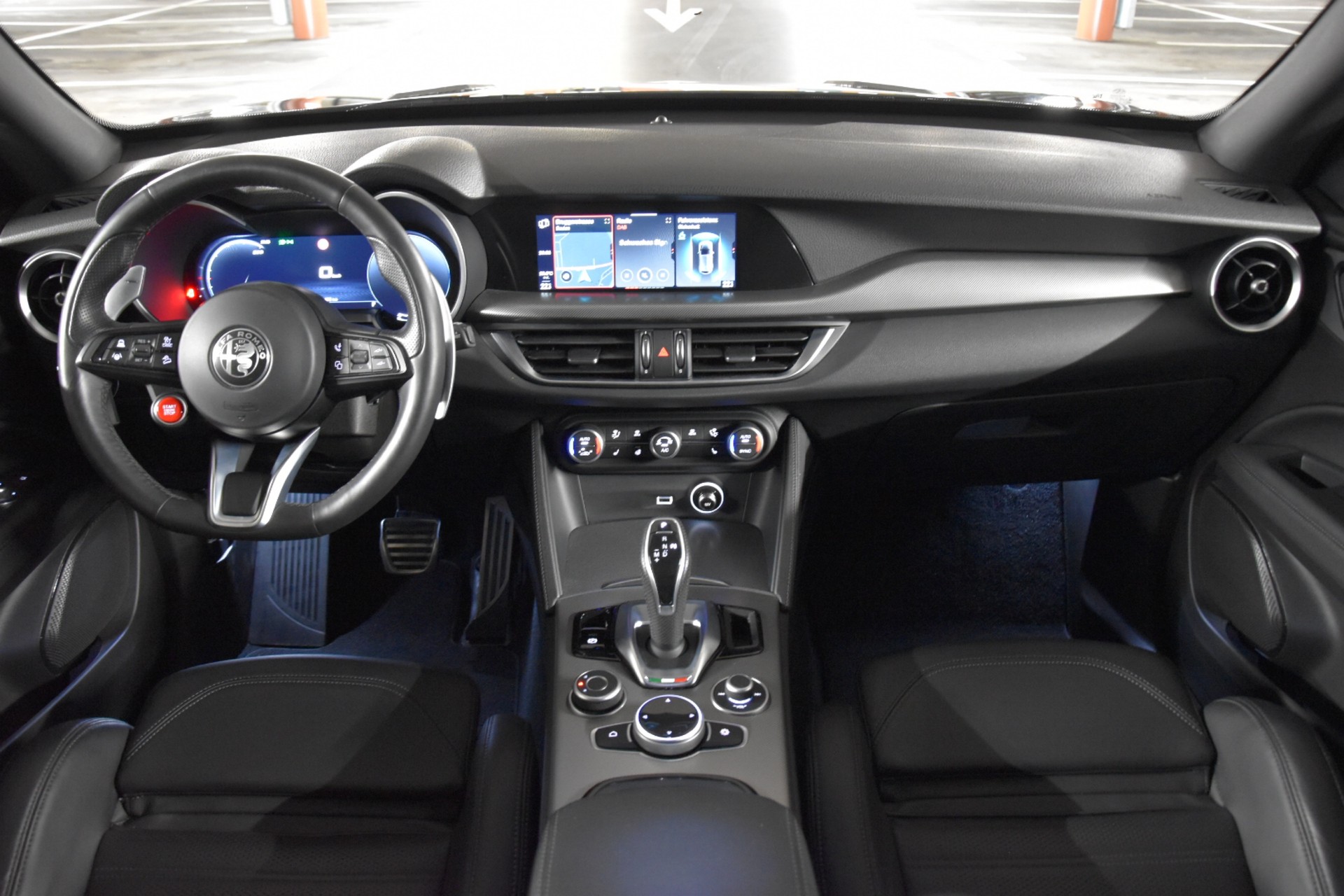 ALFA ROMEO Stelvio 2.0 Veloce Q4 AT8-image-11