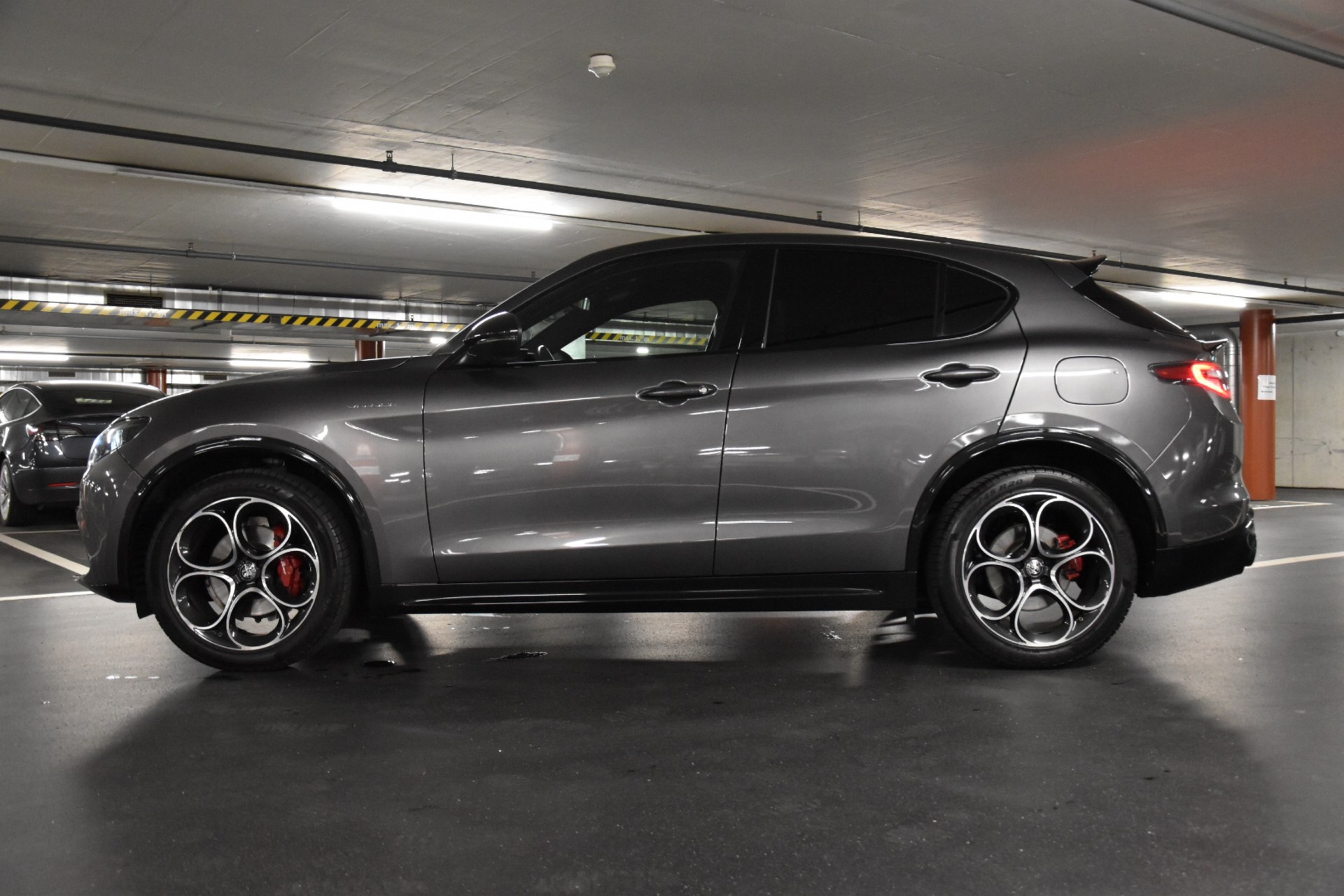 ALFA ROMEO Stelvio 2.0 Veloce Q4 AT8-image-4