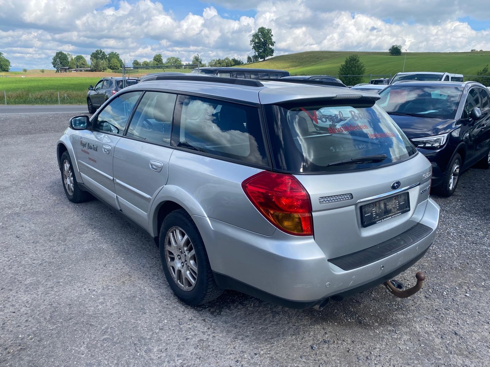 SUBARU Outback 2.5i AWD-image-4