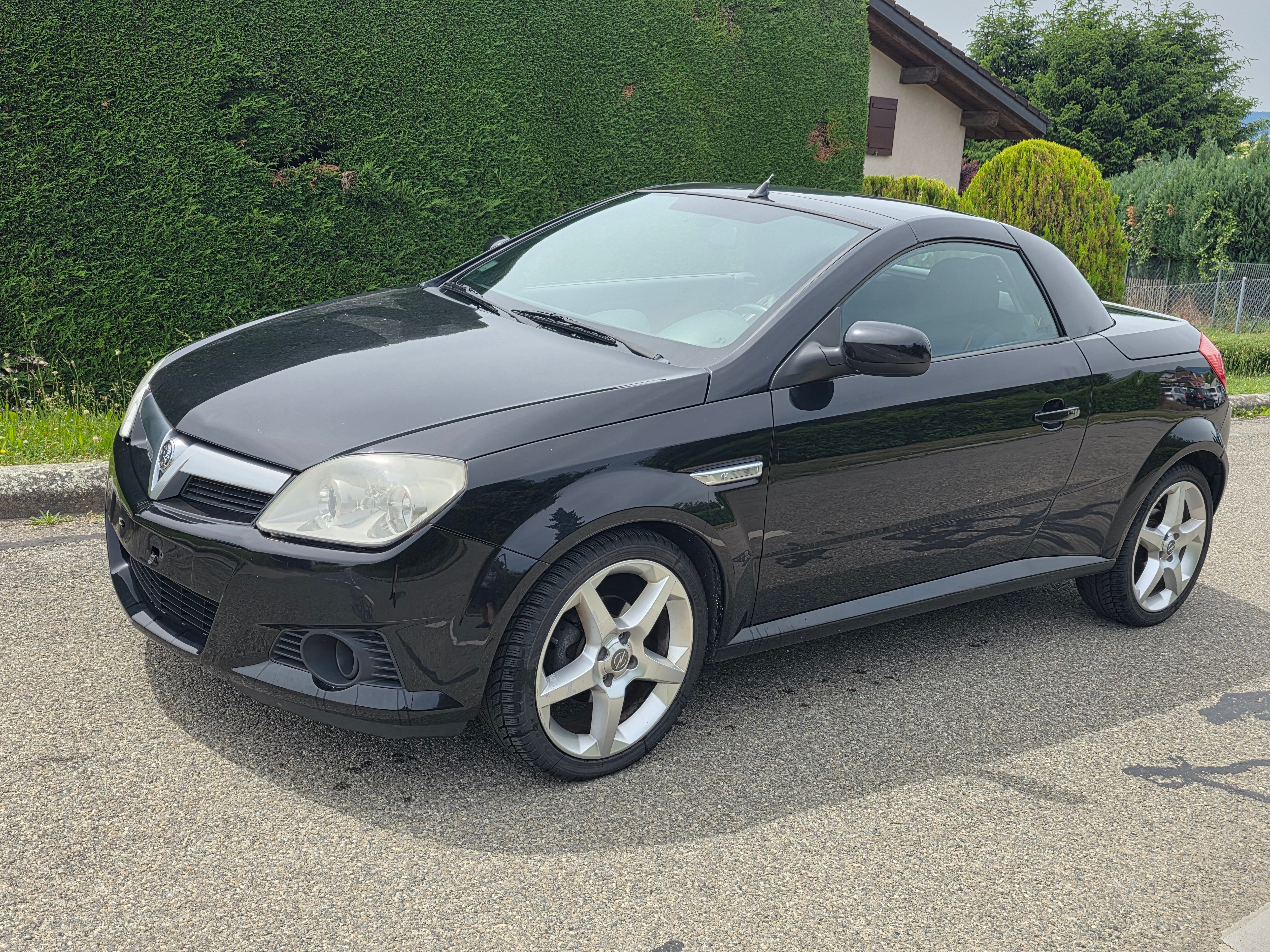 Car photo
