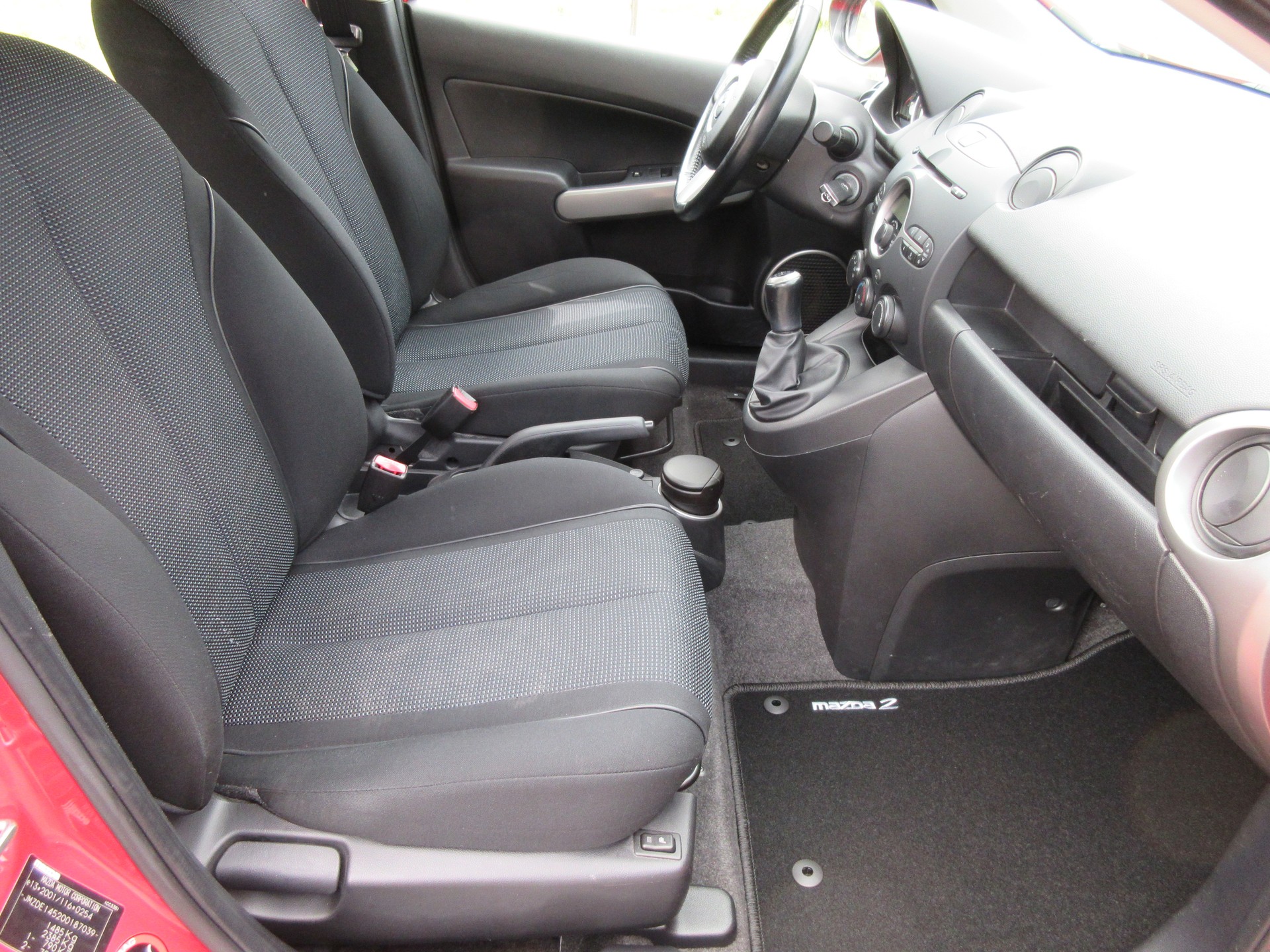 MAZDA 2 1.5i 16V Sport-image-7