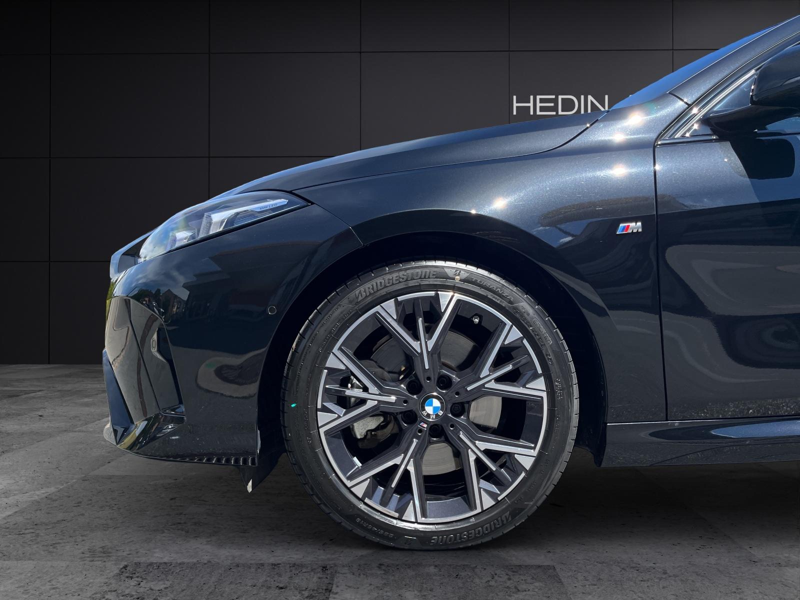 BMW 123 xDrive-image-4