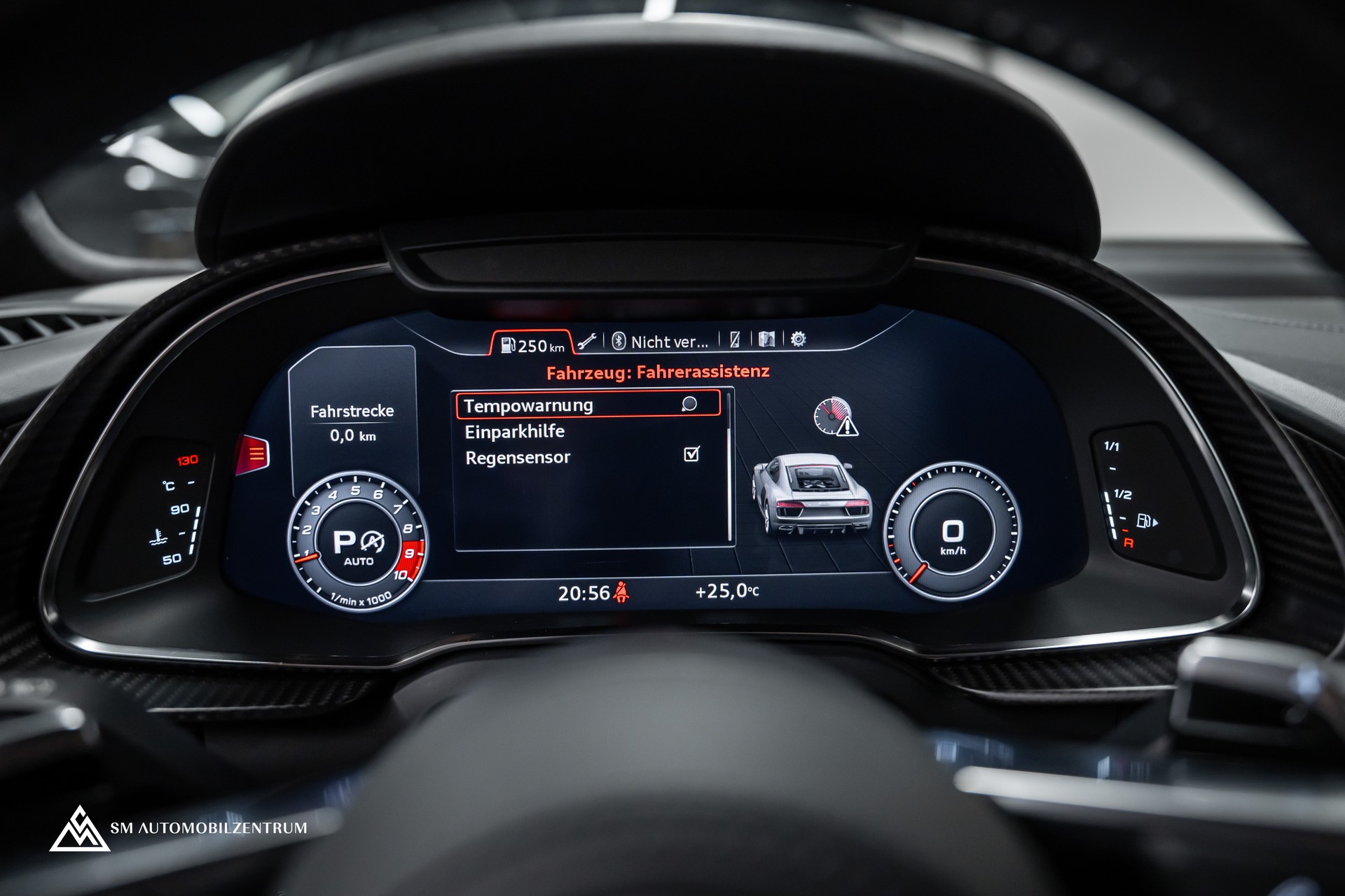AUDI R8 Coupé 5.2 FSI V10 plus quattro S-Tronic-image-29