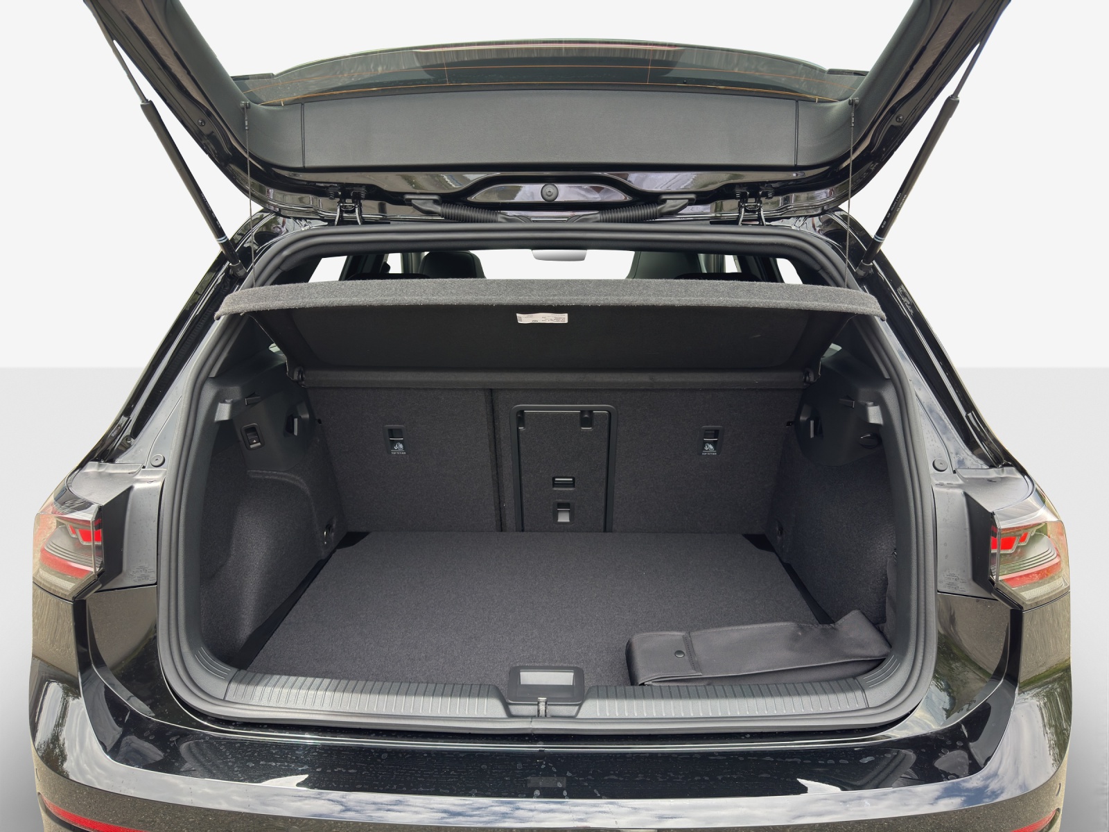 VW Golf 2.0 TSI R-Line DSG 4 Motion-image-12
