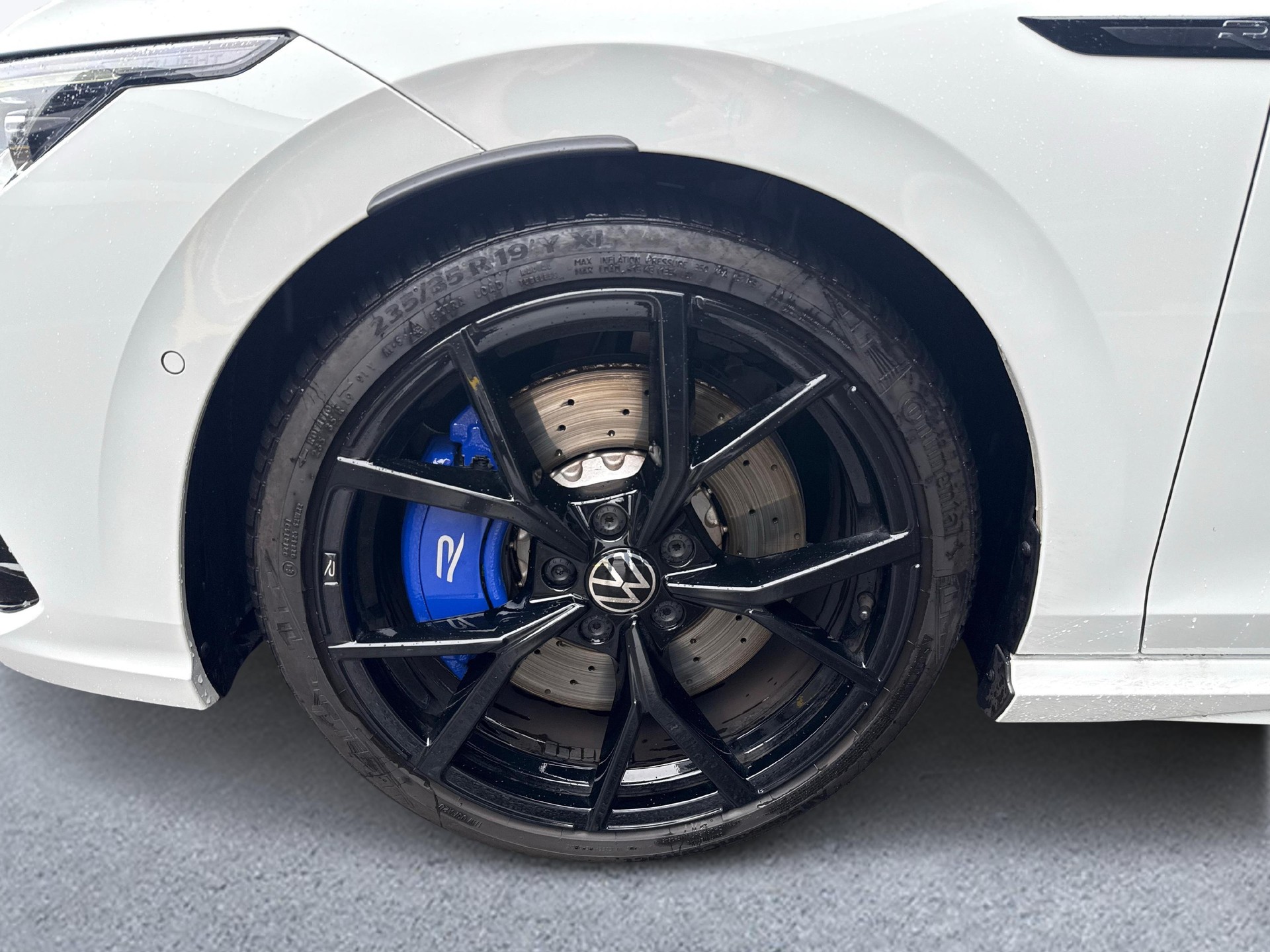 VW Golf VIII 2.0 TSI R DSG 4motion-image-17