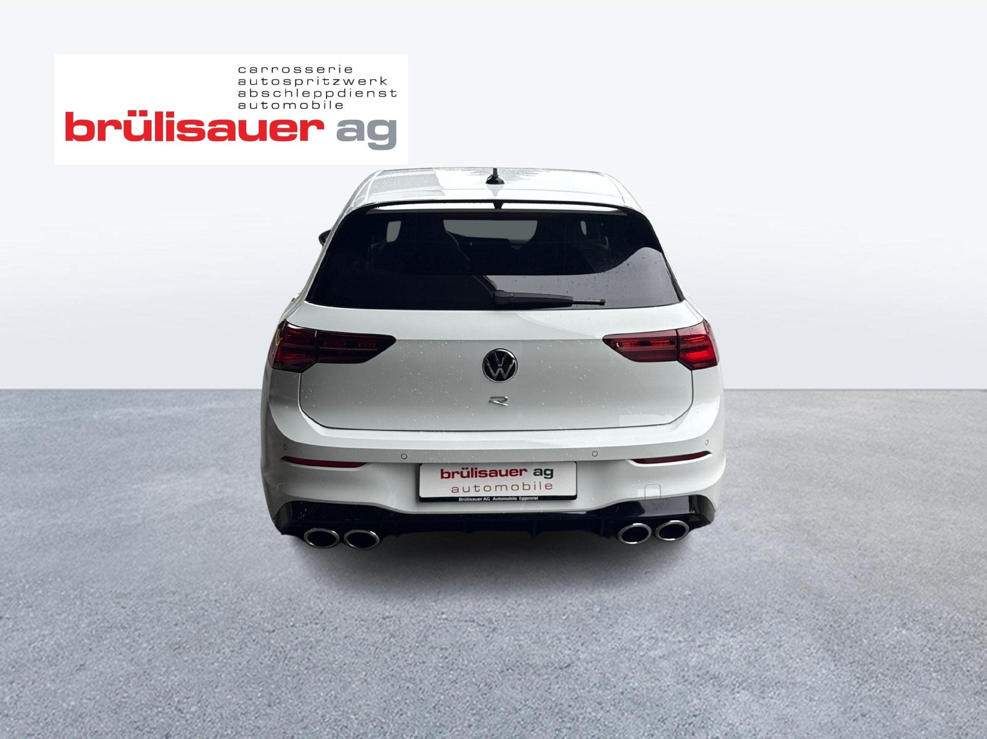 VW Golf VIII 2.0 TSI R DSG 4motion-image-3