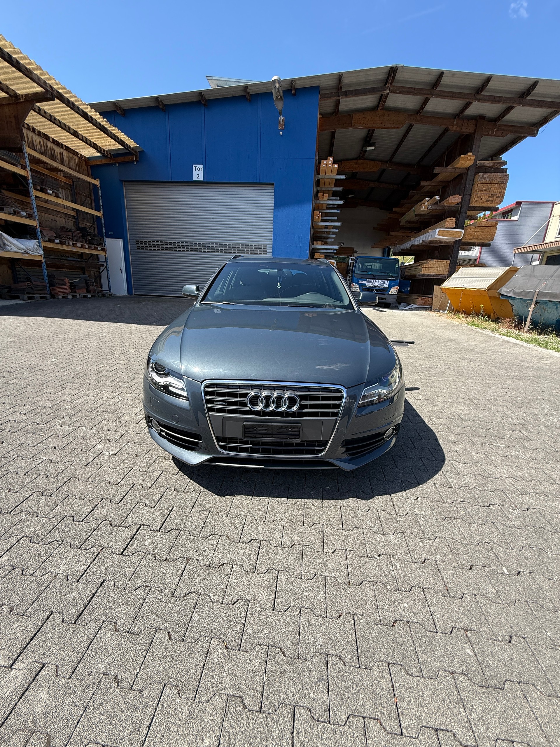 AUDI A4 Avant 2.0 TFSI quattro S-tronic-image-2