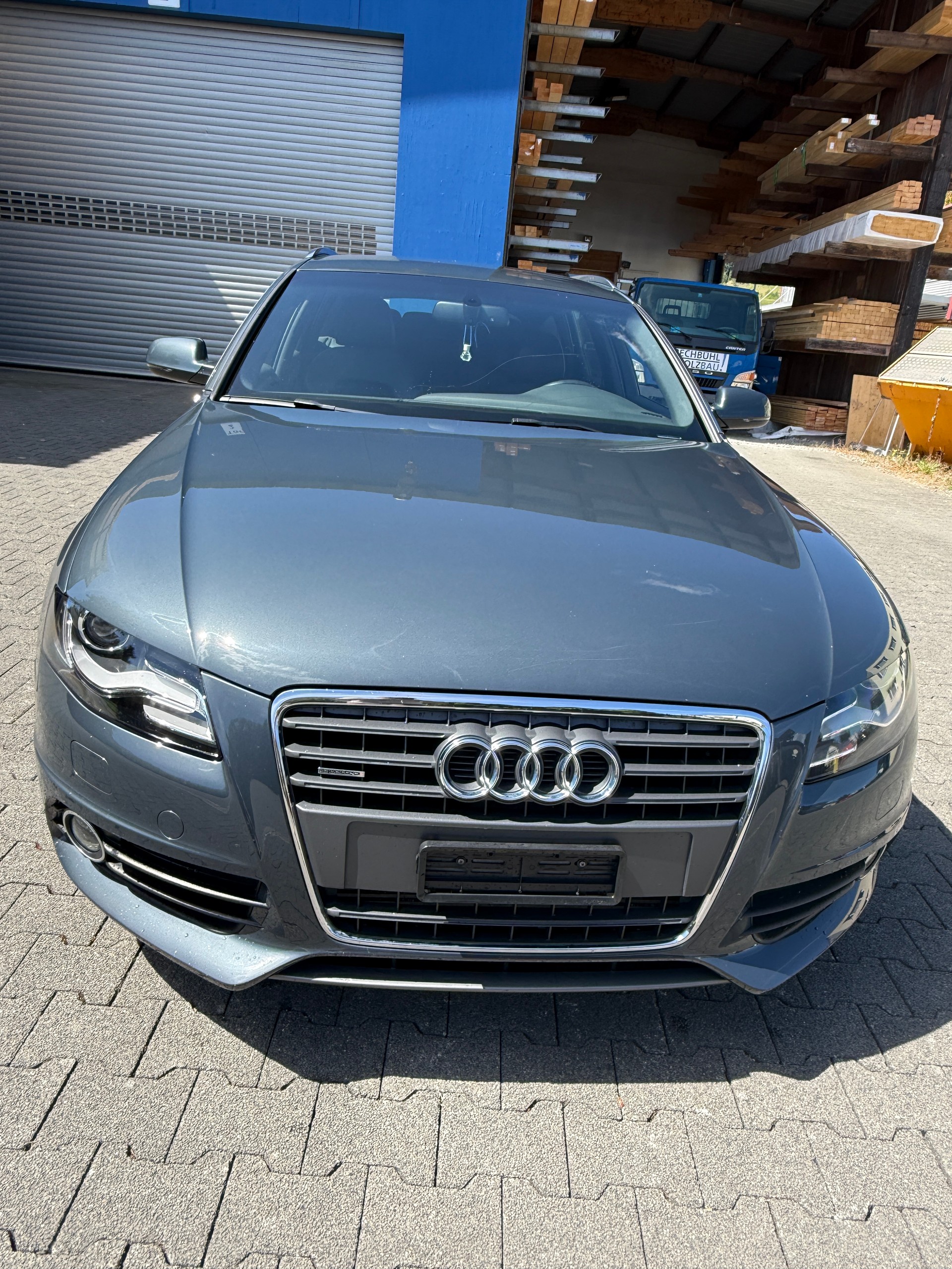AUDI A4 Avant 2.0 TFSI quattro S-tronic-image-4