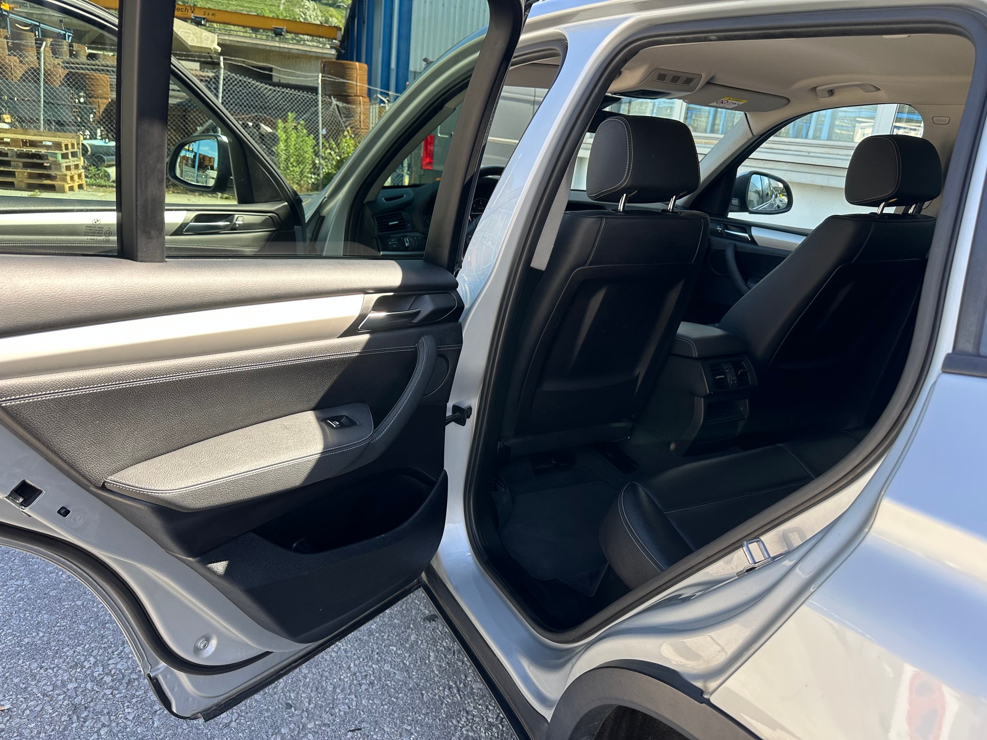 BMW X3 xDrive 20d Steptronic-image-9