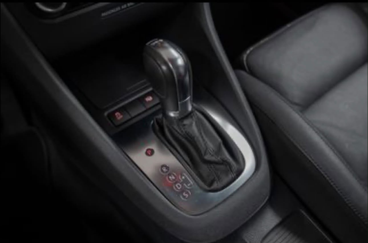 VW Golf 1.4 TSI Highline DSG-image-11