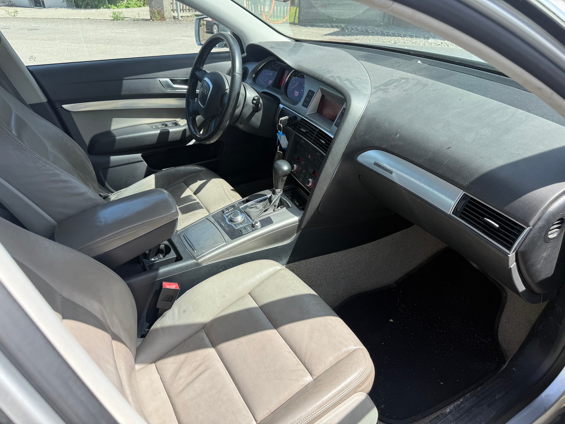 AUDI A6 allroad 3.2 FSI quattro-image-10