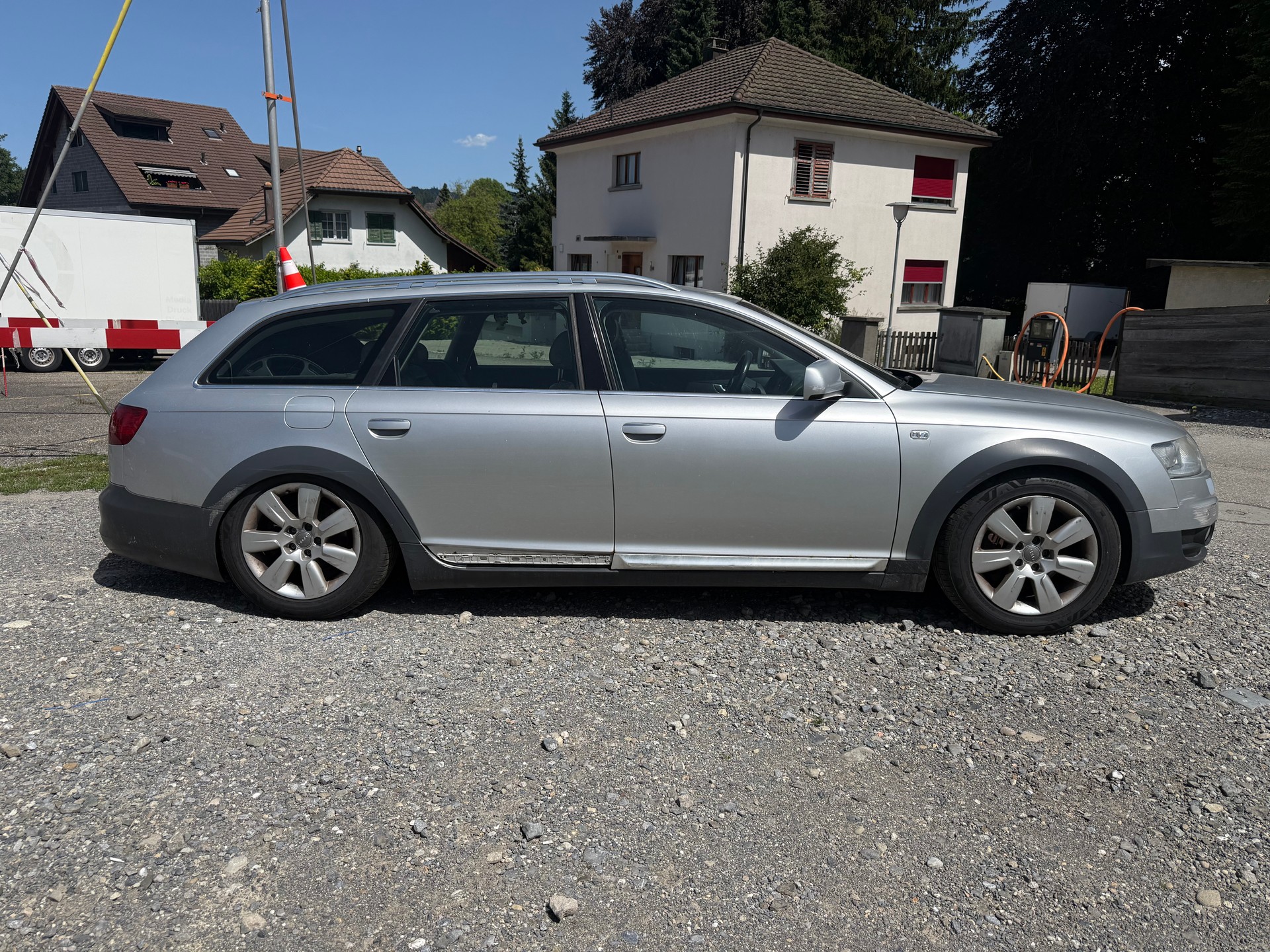 AUDI A6 allroad 3.2 FSI quattro-image-3