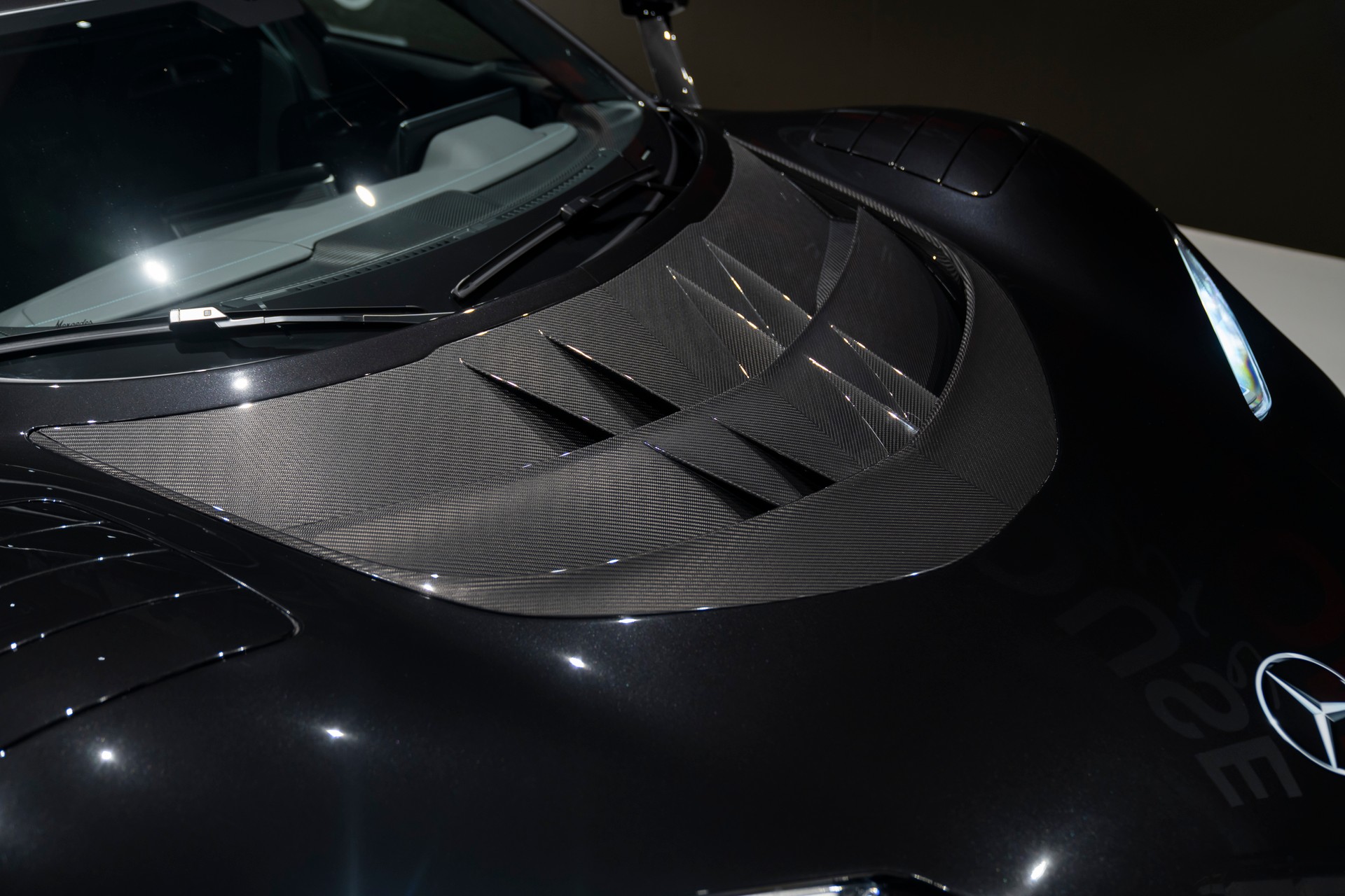 MERCEDES-BENZ AMG One-image-7
