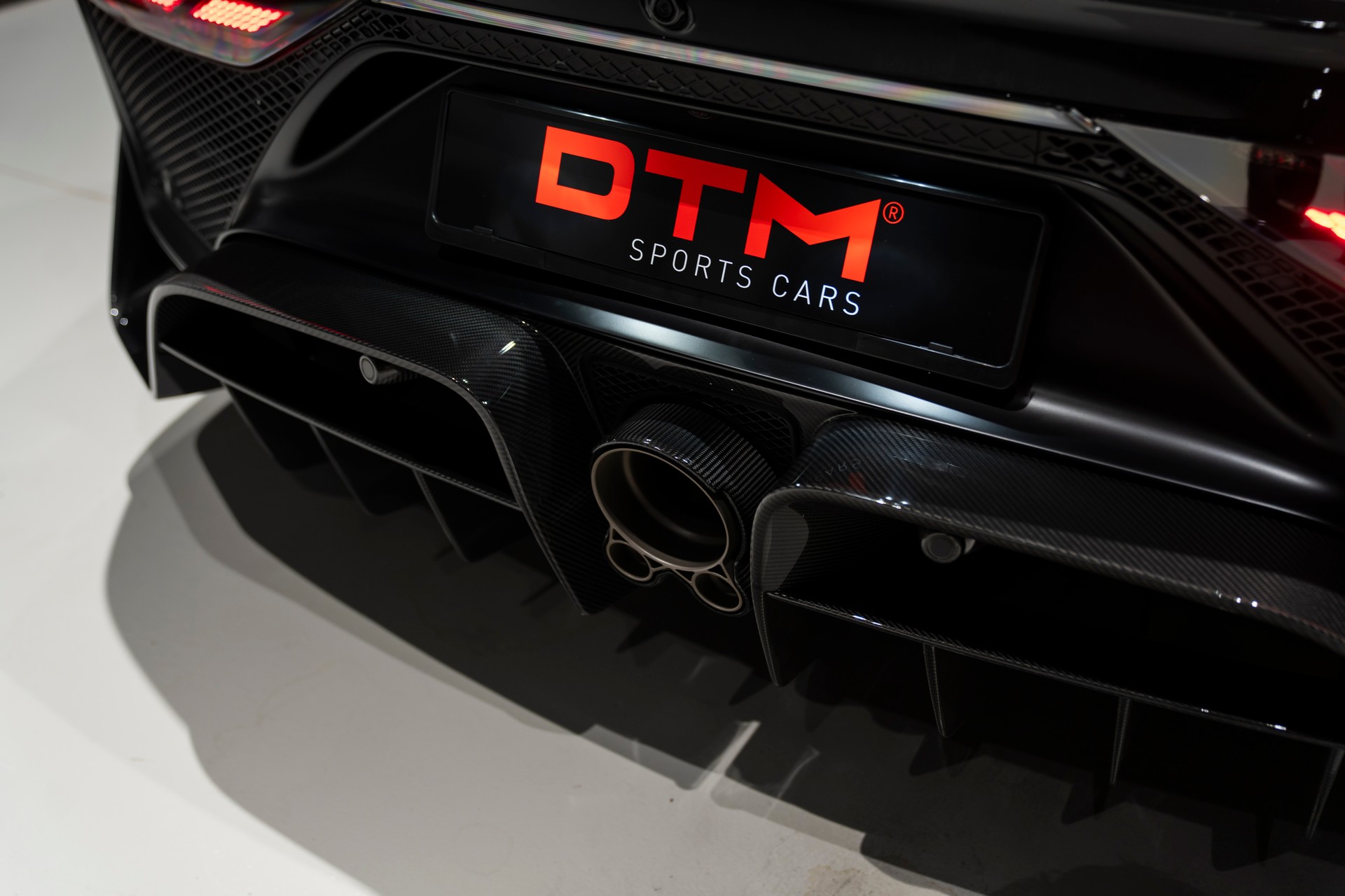 MERCEDES-BENZ AMG One-image-16
