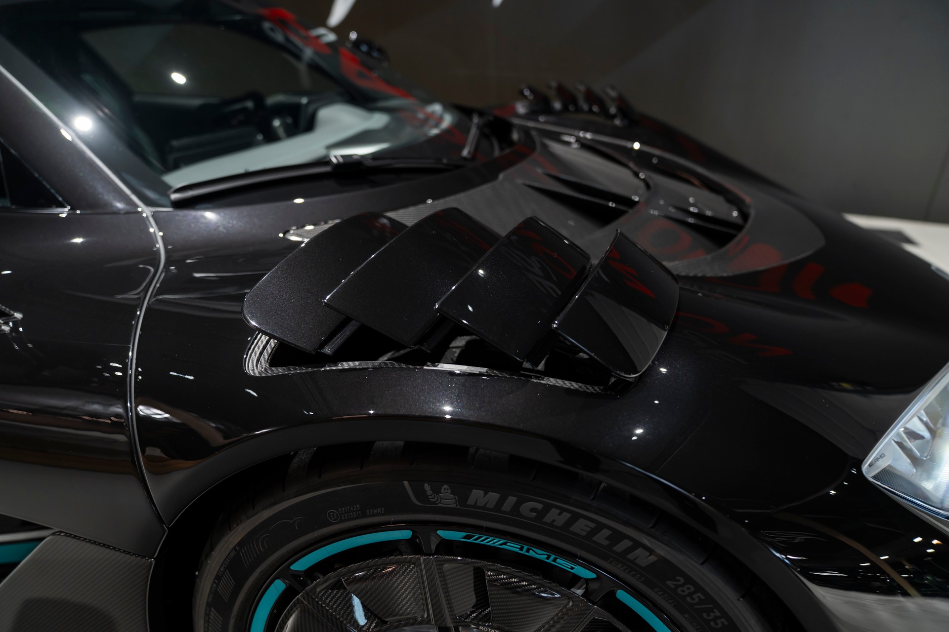 MERCEDES-BENZ AMG One-image-29