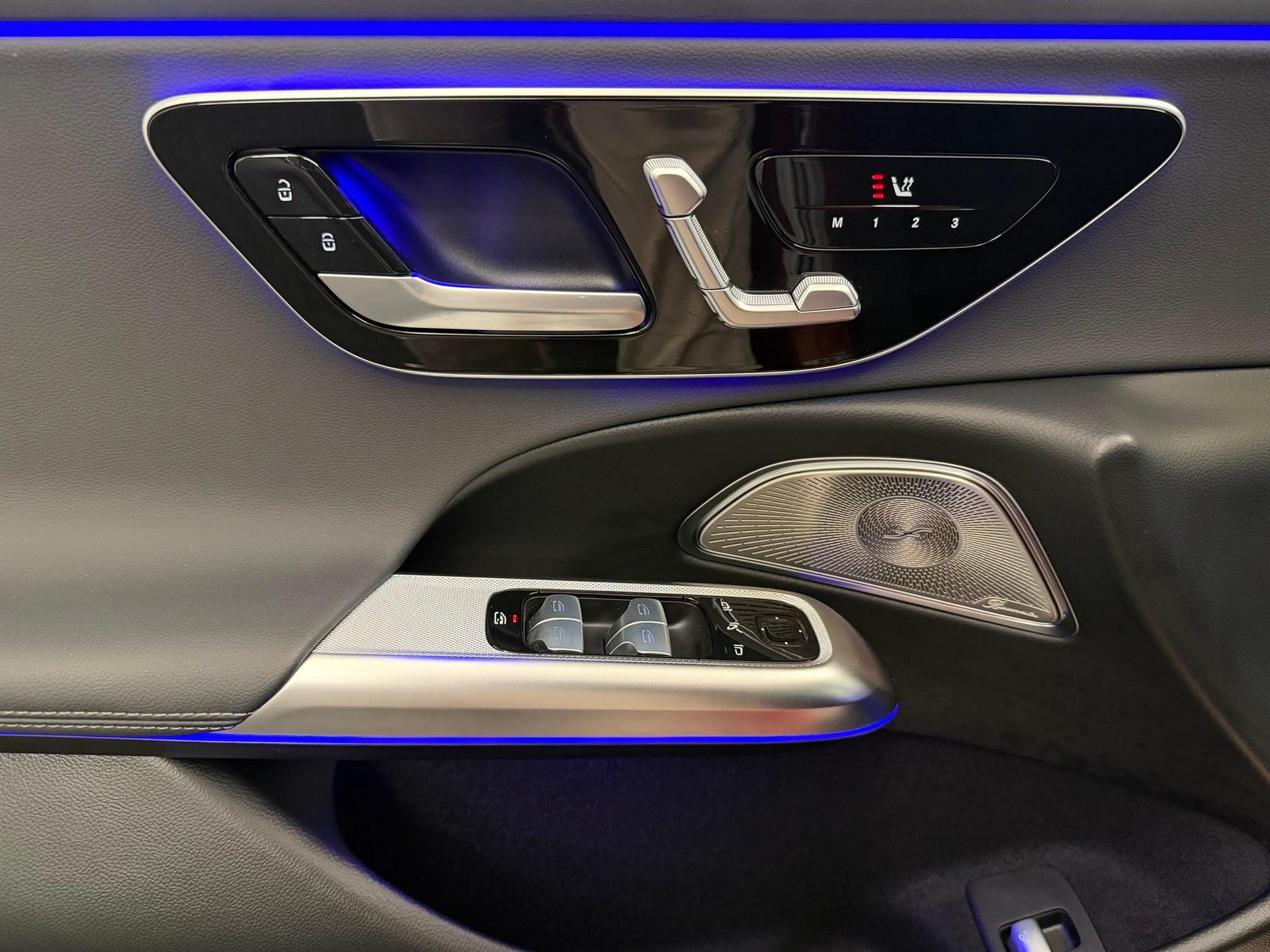 MERCEDES-BENZ E 450 AMG Line 4matic Kombi-image-16