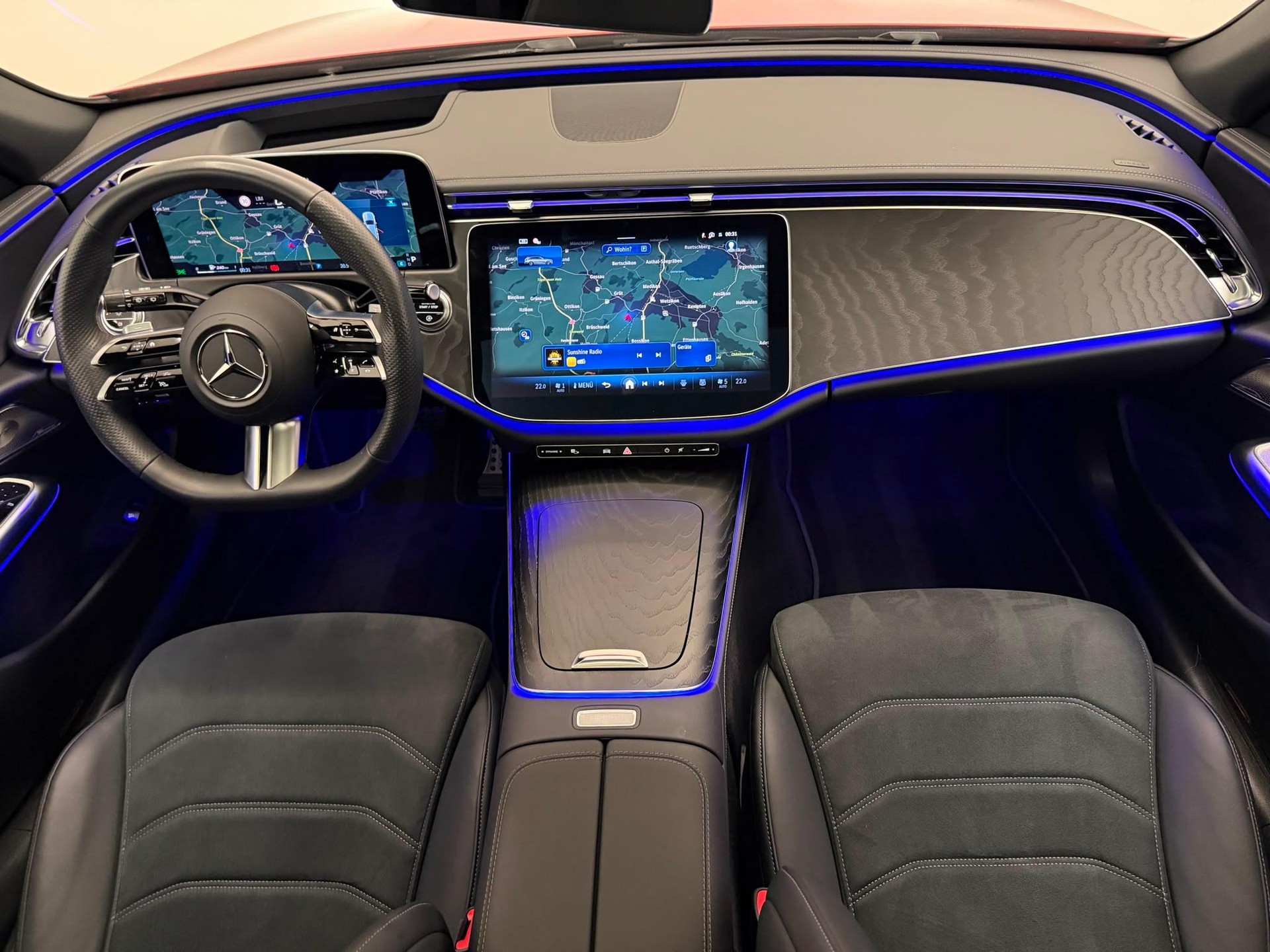 MERCEDES-BENZ E 450 AMG Line 4matic Kombi-image-13