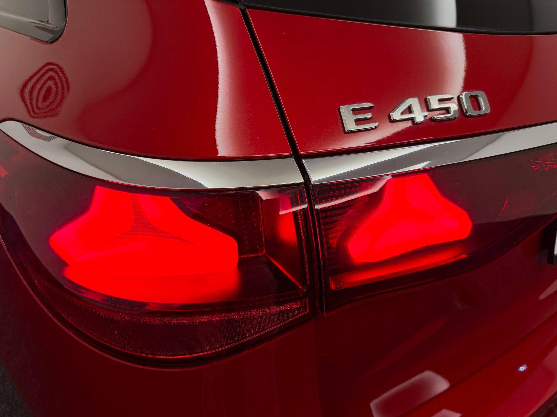 MERCEDES-BENZ E 450 AMG Line 4matic Kombi-image-8