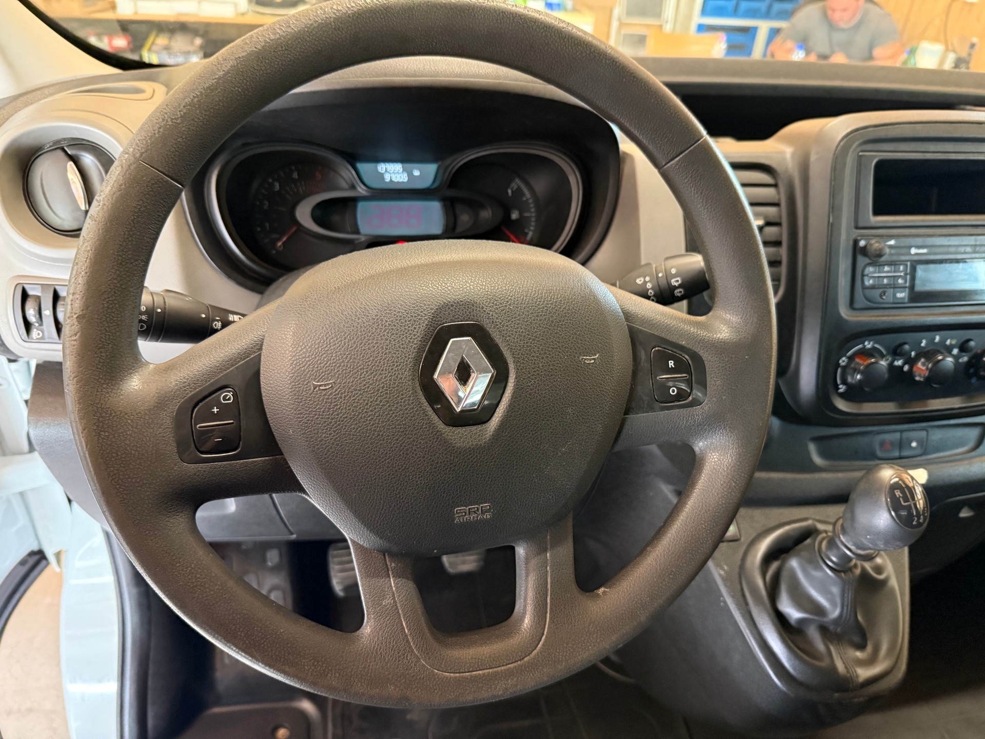 RENAULT Trafic 1.6 ENERGY TwinT. dCi125 2.9t Busin. L1H1-image-6
