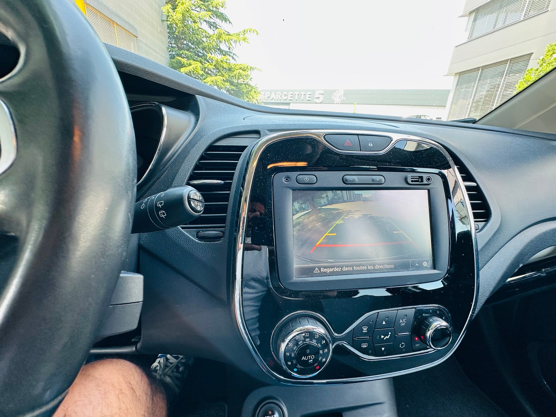 RENAULT Captur 1.2 T 16V Dynamique EDC-image-9