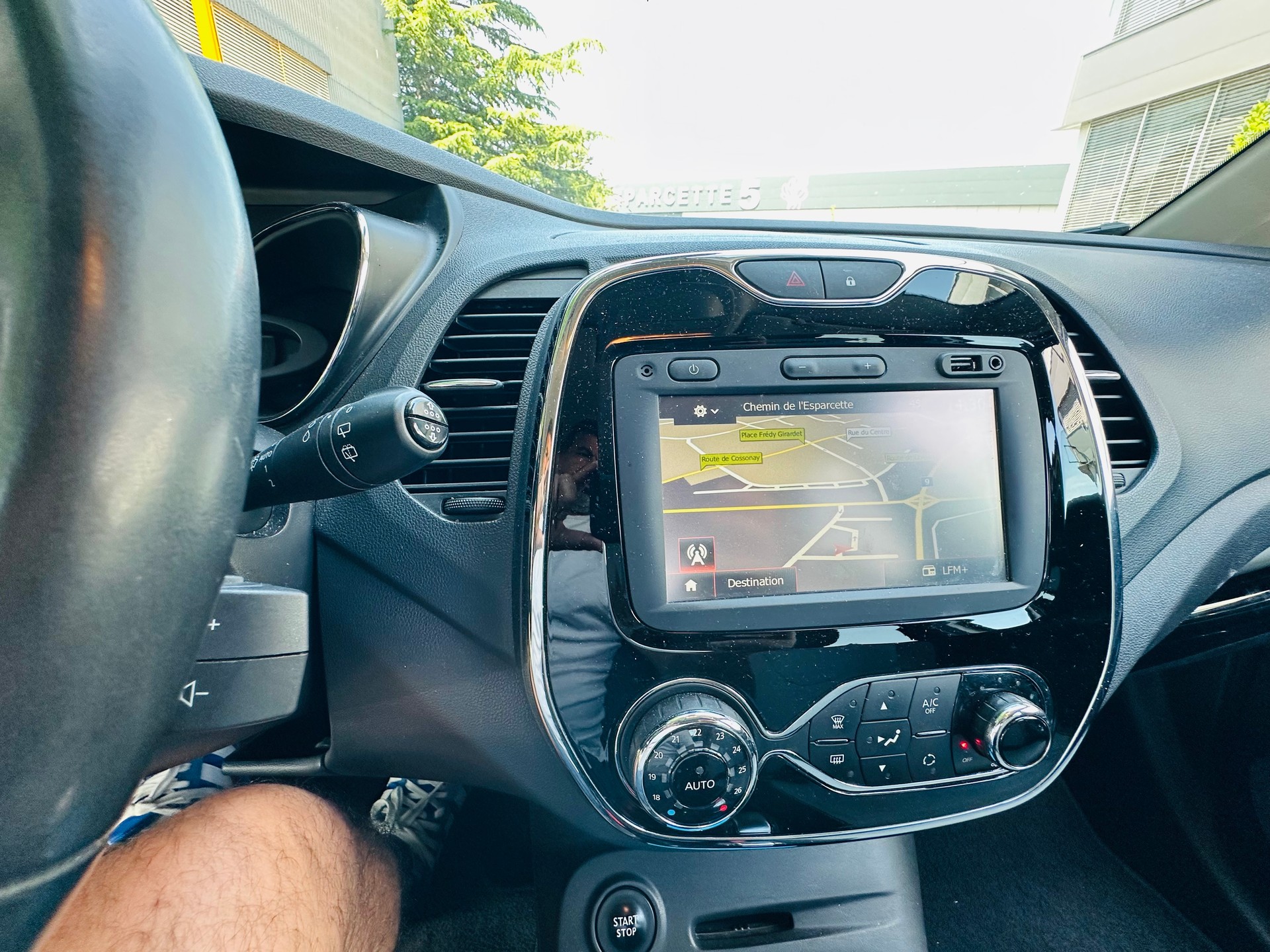 RENAULT Captur 1.2 T 16V Dynamique EDC-image-10