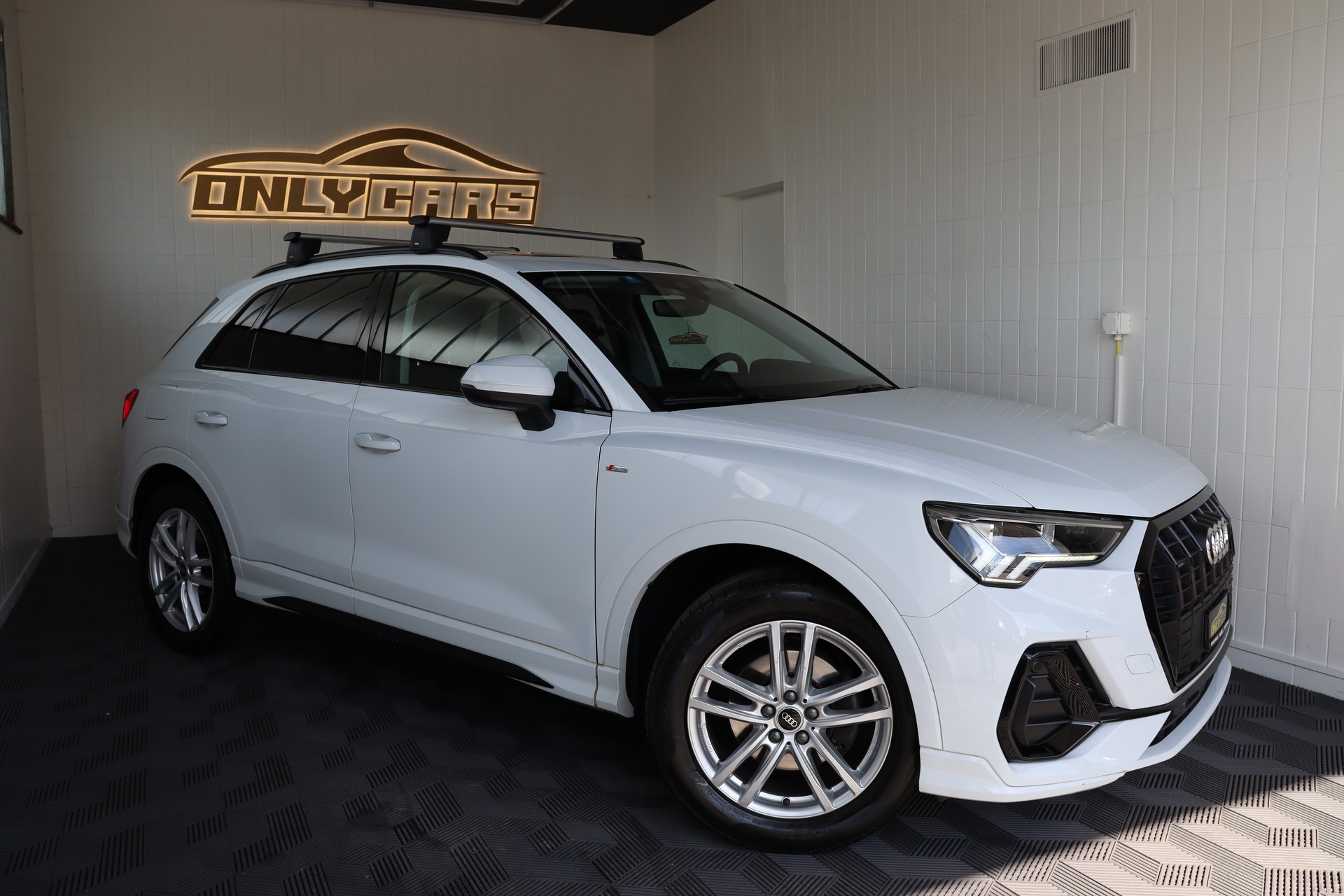 AUDI Q3 35 TDI S line Attraction quattro S-tronic-image-6