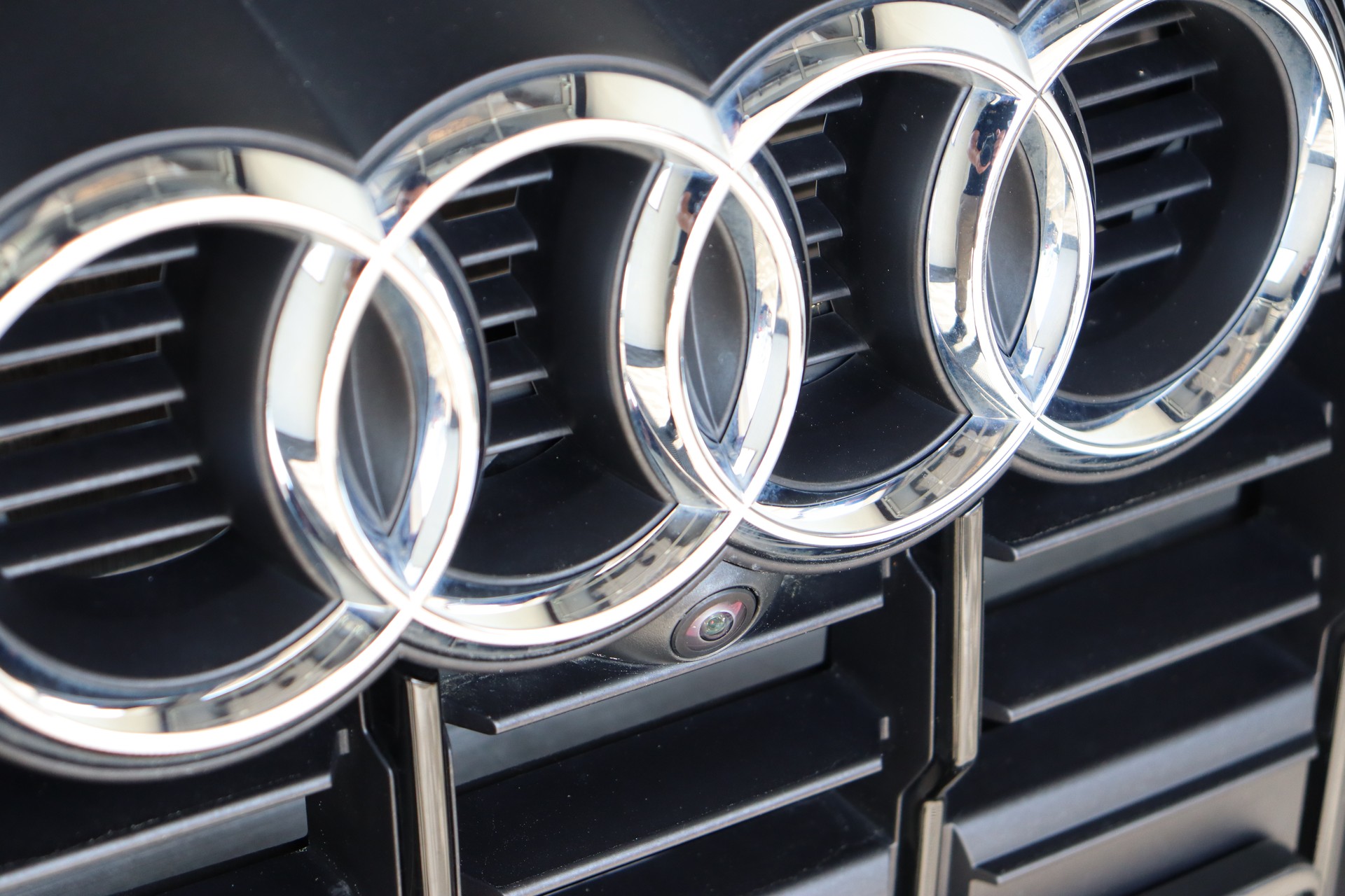 AUDI Q3 35 TDI S line Attraction quattro S-tronic-showroom-element-3