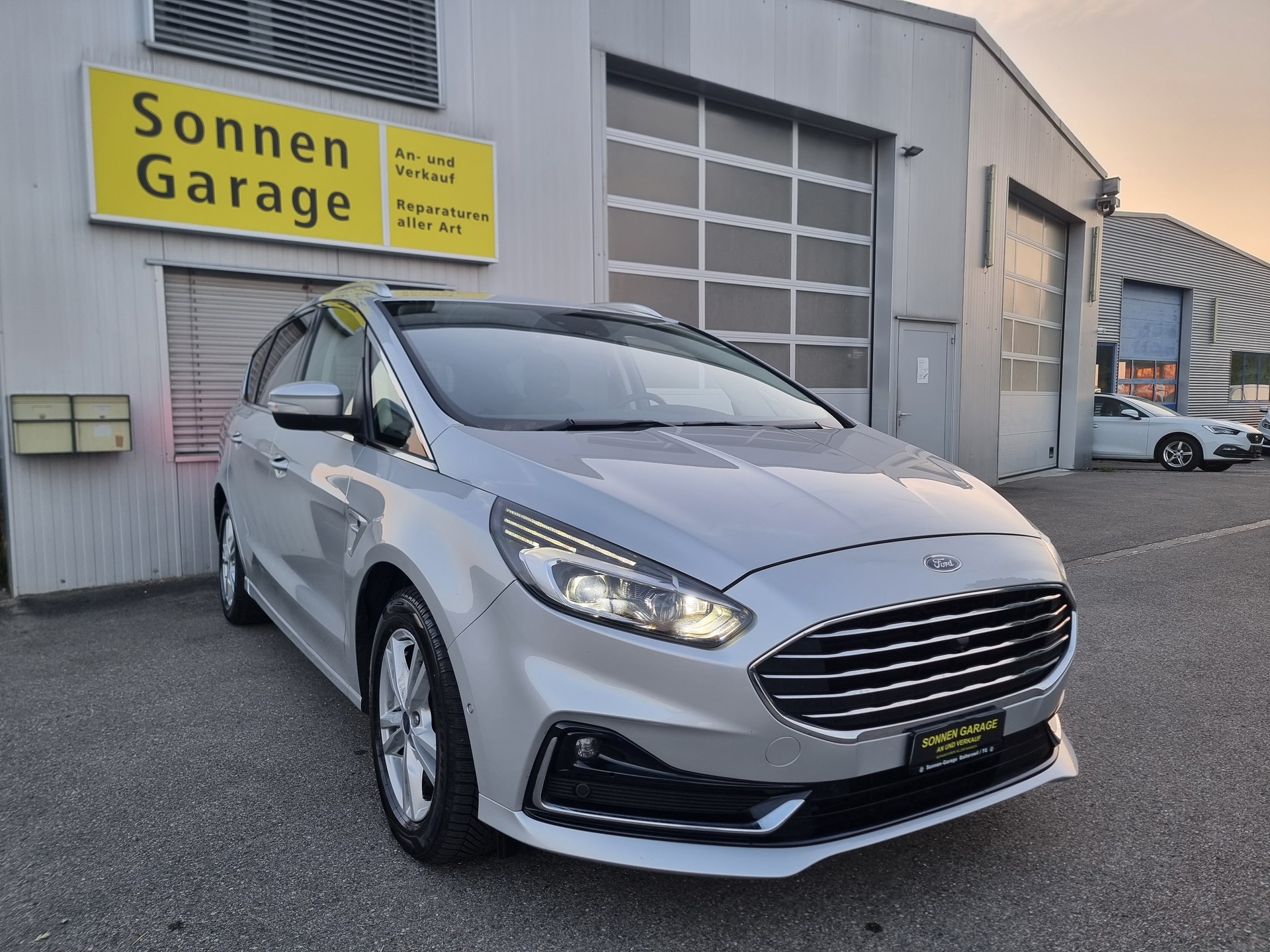 FORD S-Max 2.0 TDCi Titanium Automatic-image-0