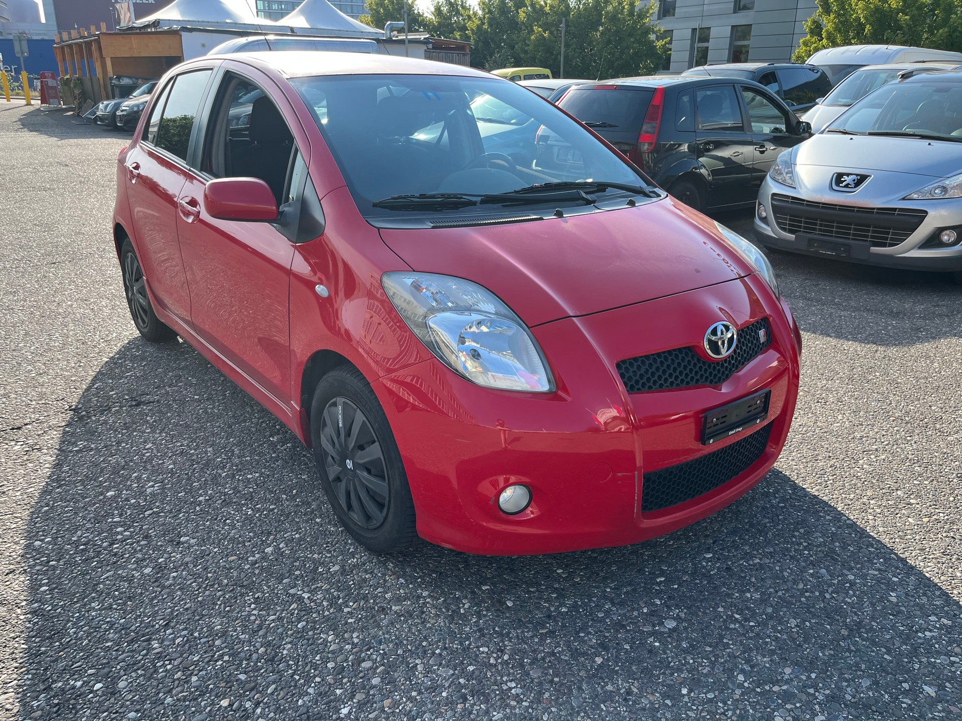 TOYOTA Yaris 1.8 TS-image-1