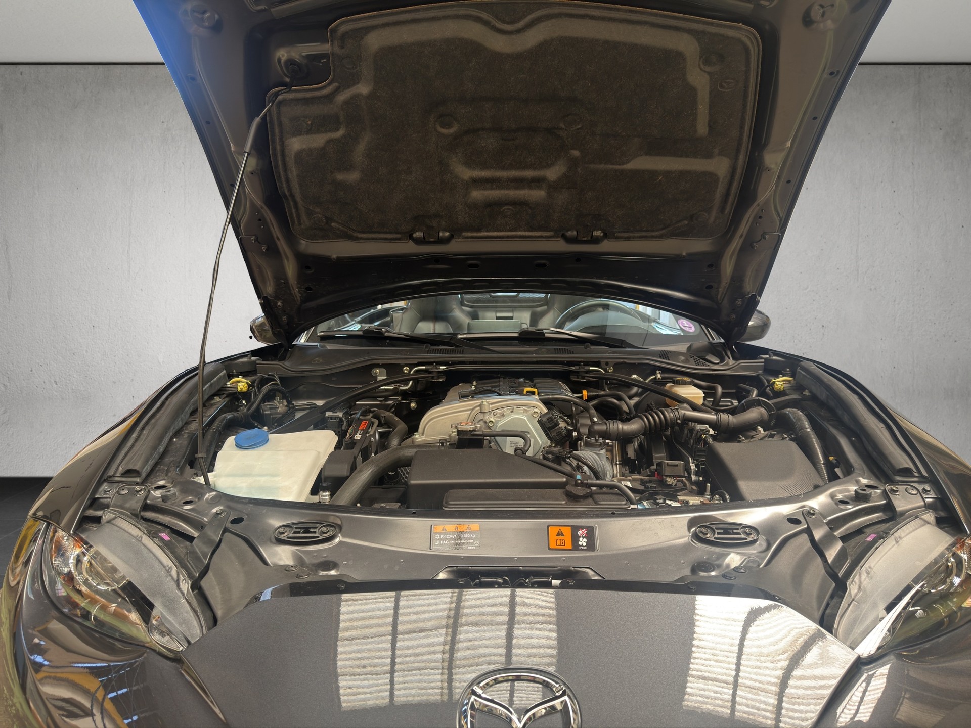 MAZDA MX-5 SKYACTIV-G 160 Revolution-image-10