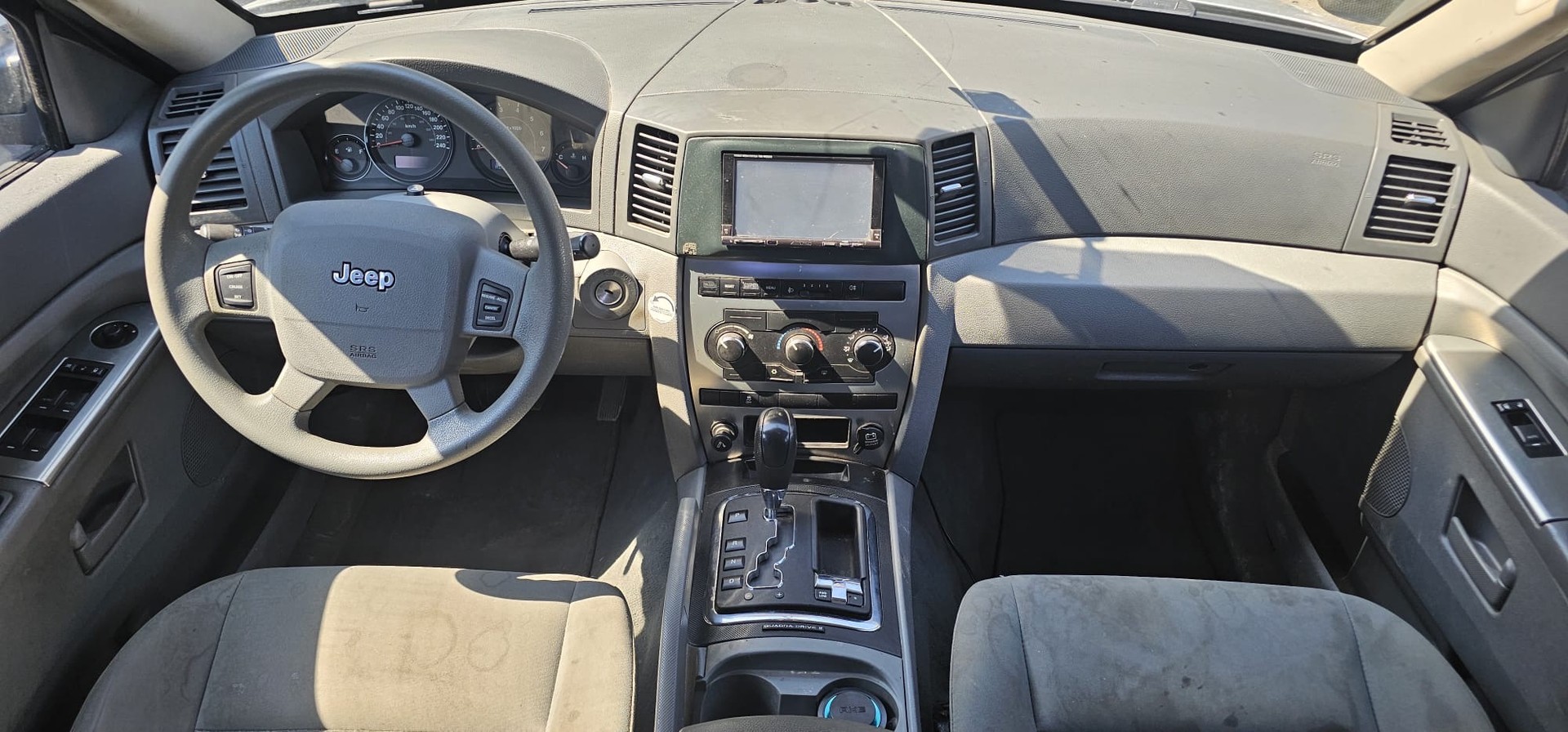 JEEP Grand Cherokee 3.0 CRD Limited Automatic-image-11